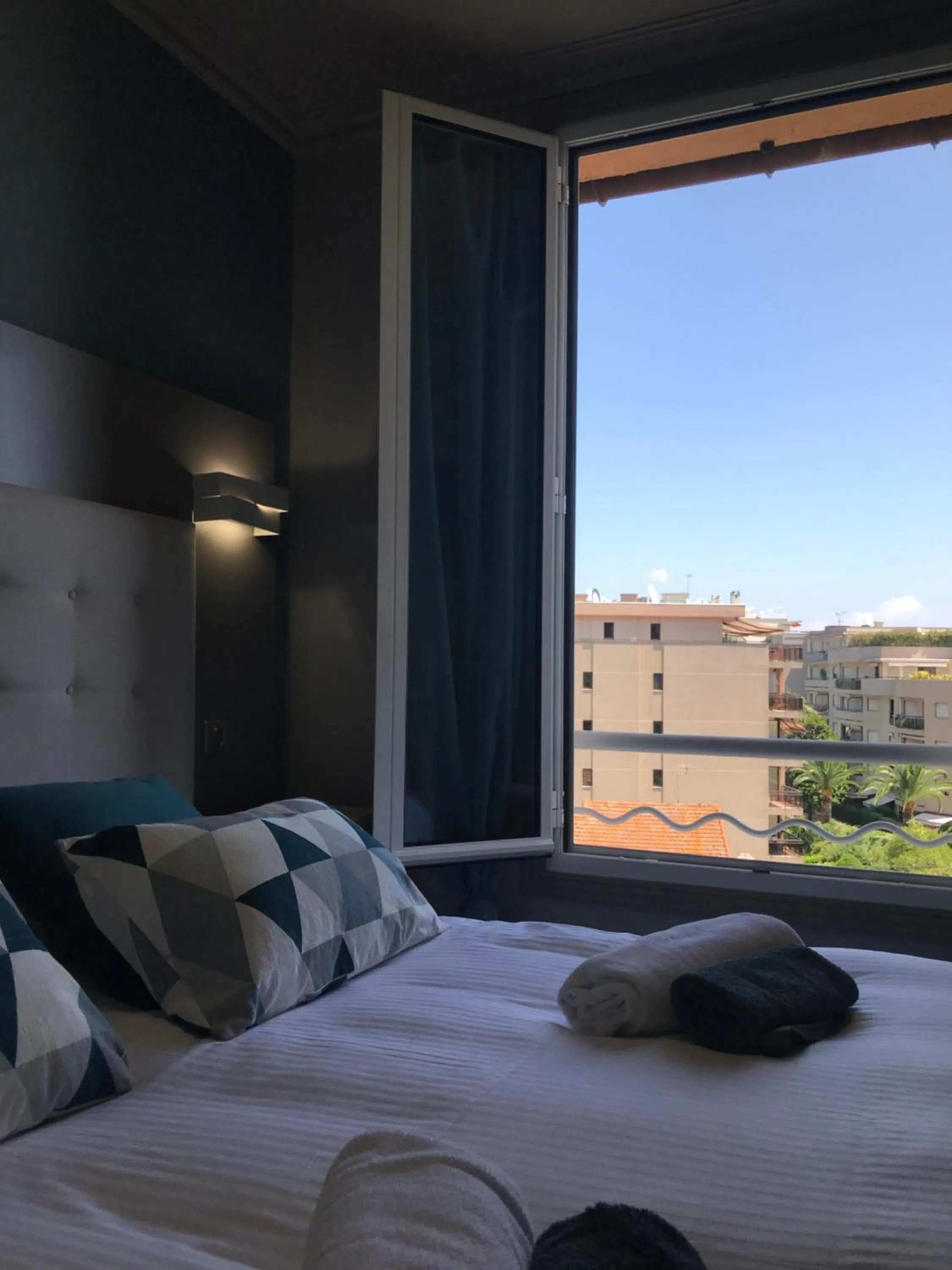 Bedroom, Bed in Hotel La Calanque