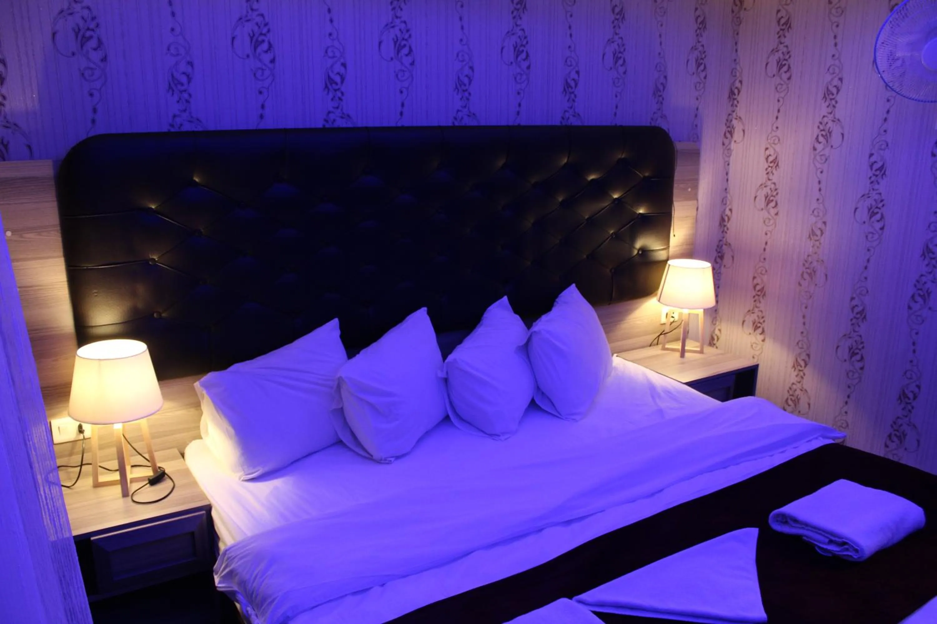 Bed in Virginia Hotel