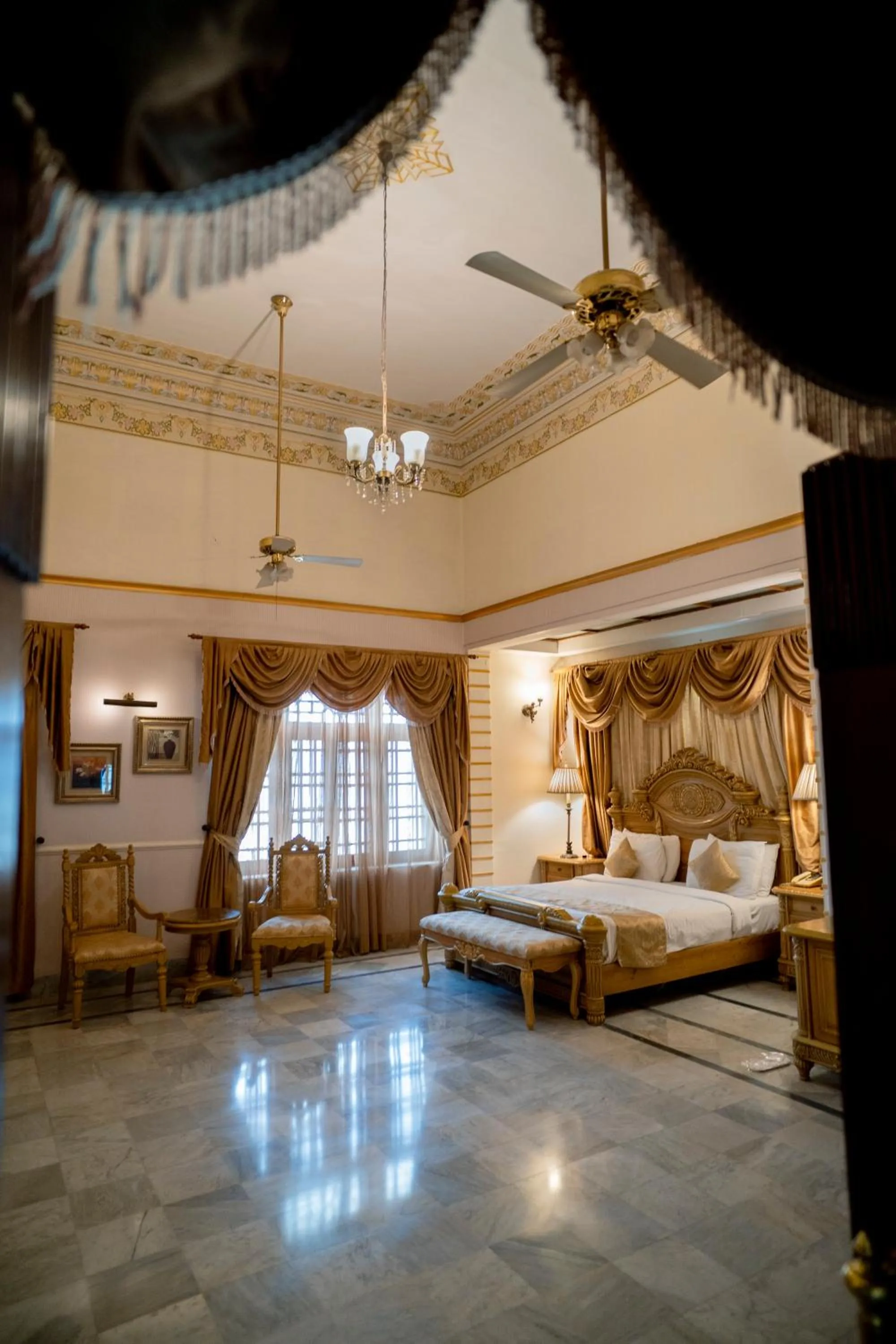 Bed in Hotel Merwara Estate- A Luxury Heritage Resort
