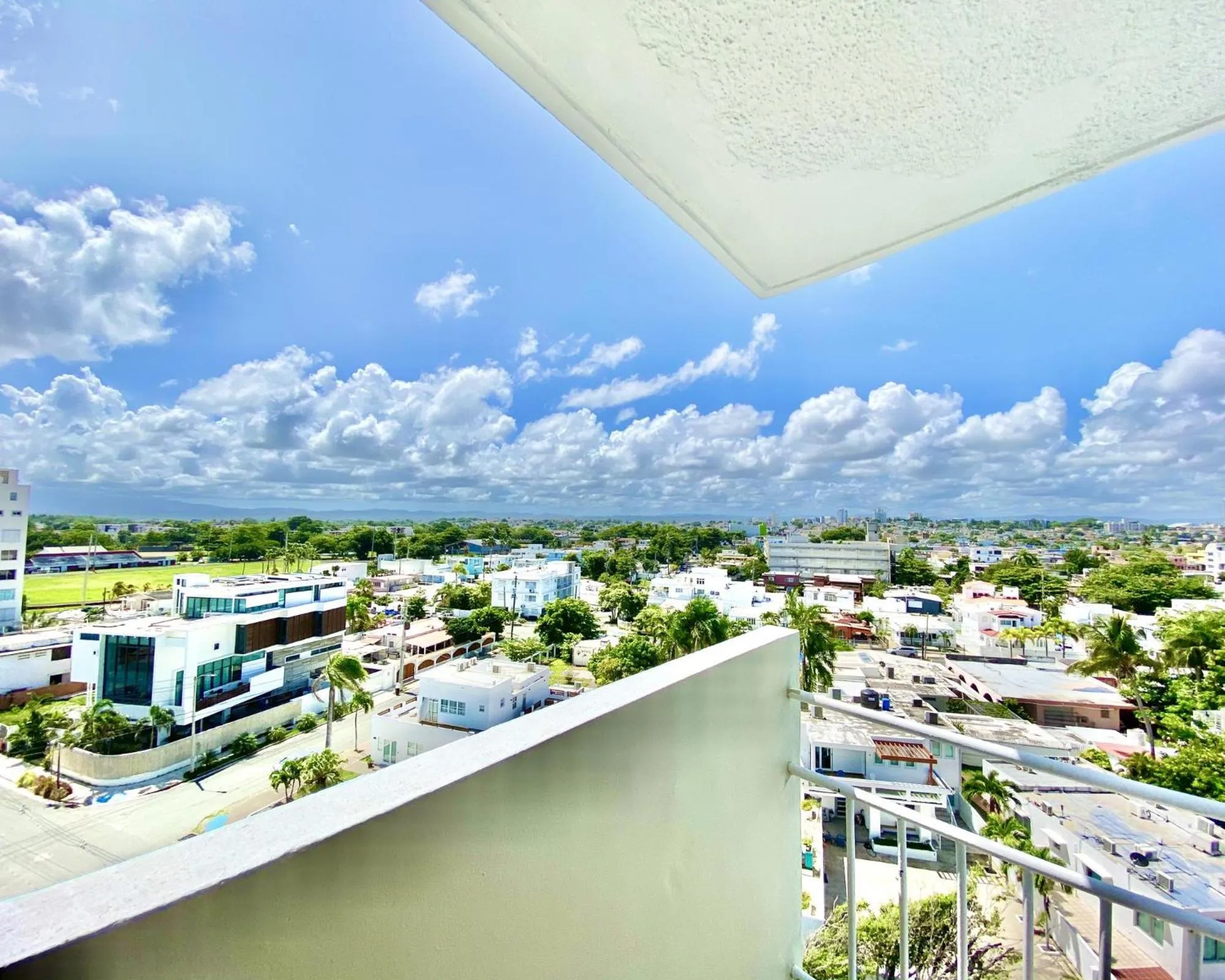 Oceanview Beach Block BALCONY Ocean and City View
