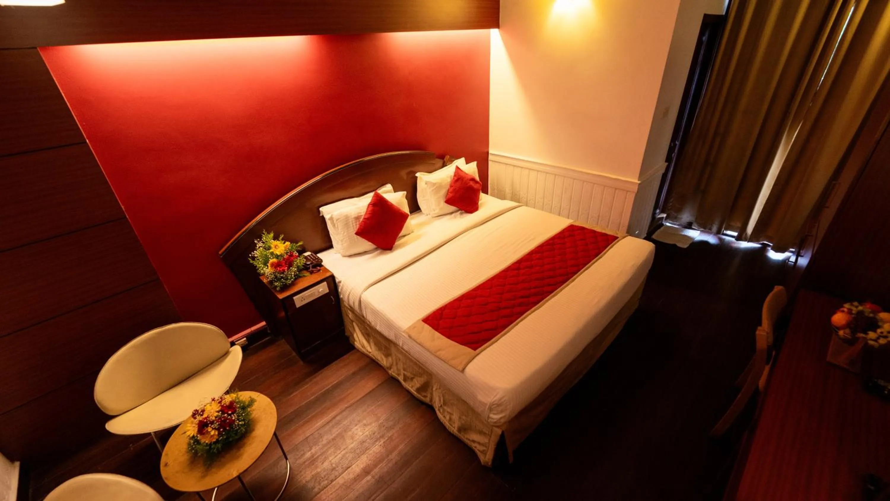 Bedroom, Bed in Westwood Riverside