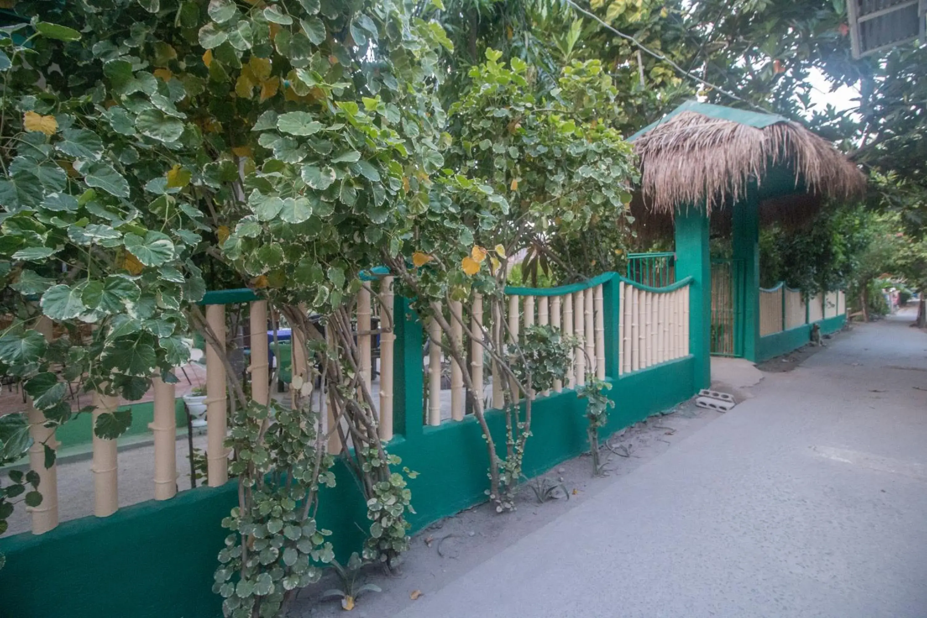 Facade/entrance in Moonlight Resort Facade/entrance in Moonlight Resort