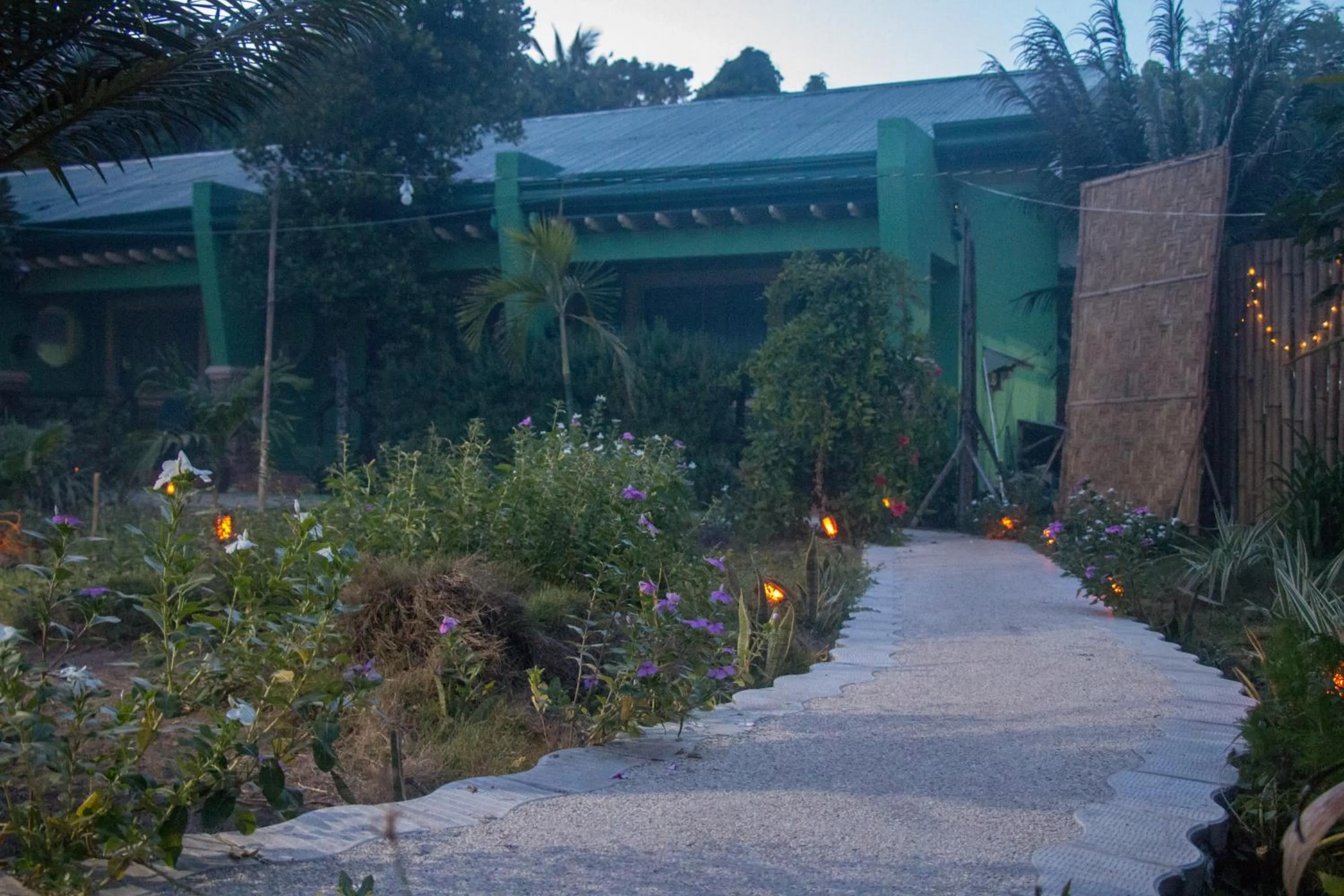 Garden in Moonlight Resort