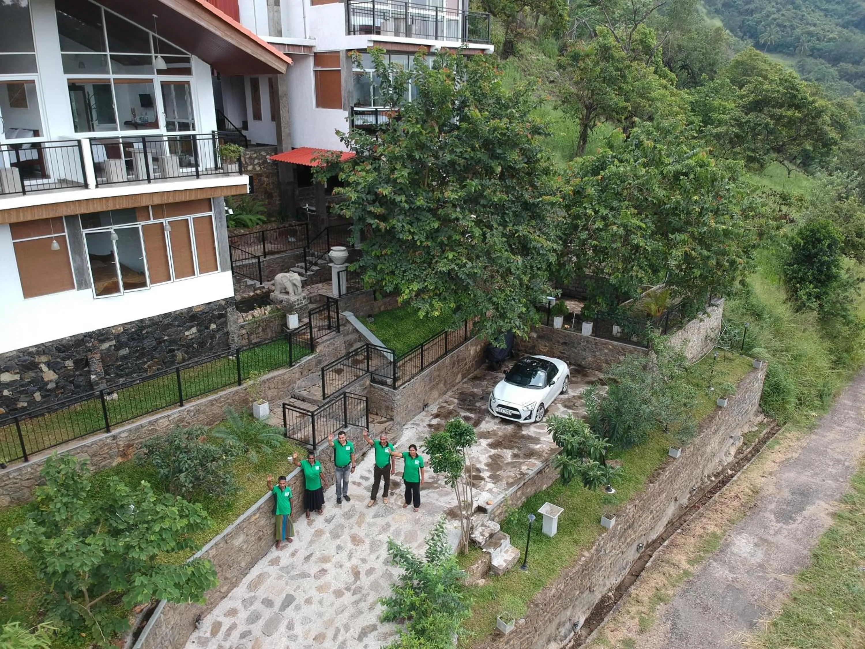 Staff in Kandy Victoria Eco Resort