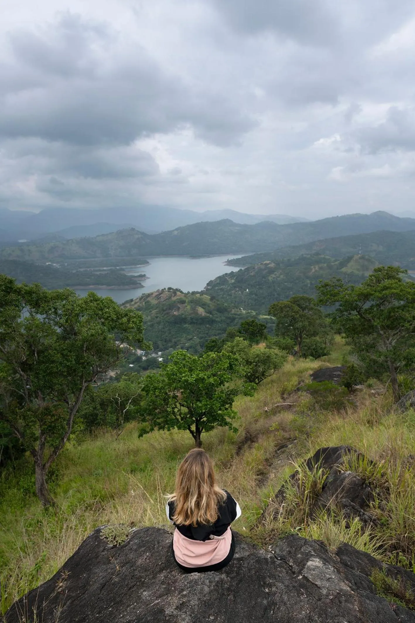 Hiking in Kandy Victoria Eco Resort