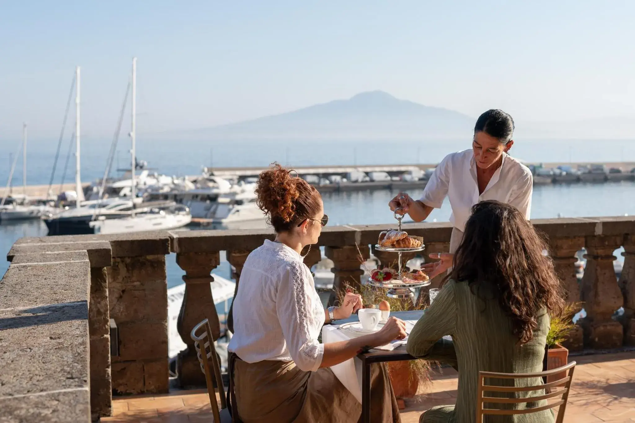 Breakfast in Marina Piccola 73 Breakfast in Marina Piccola 73