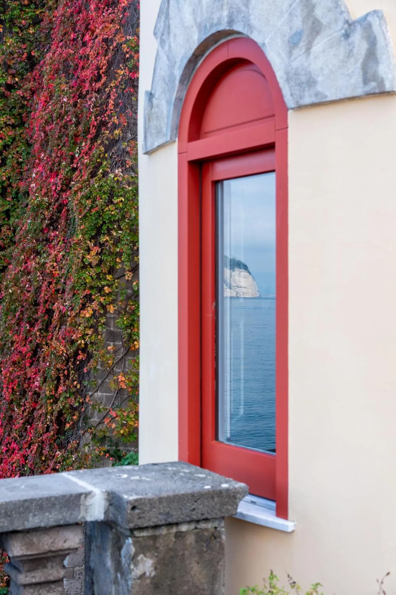 Facade/entrance in Marina Piccola 73