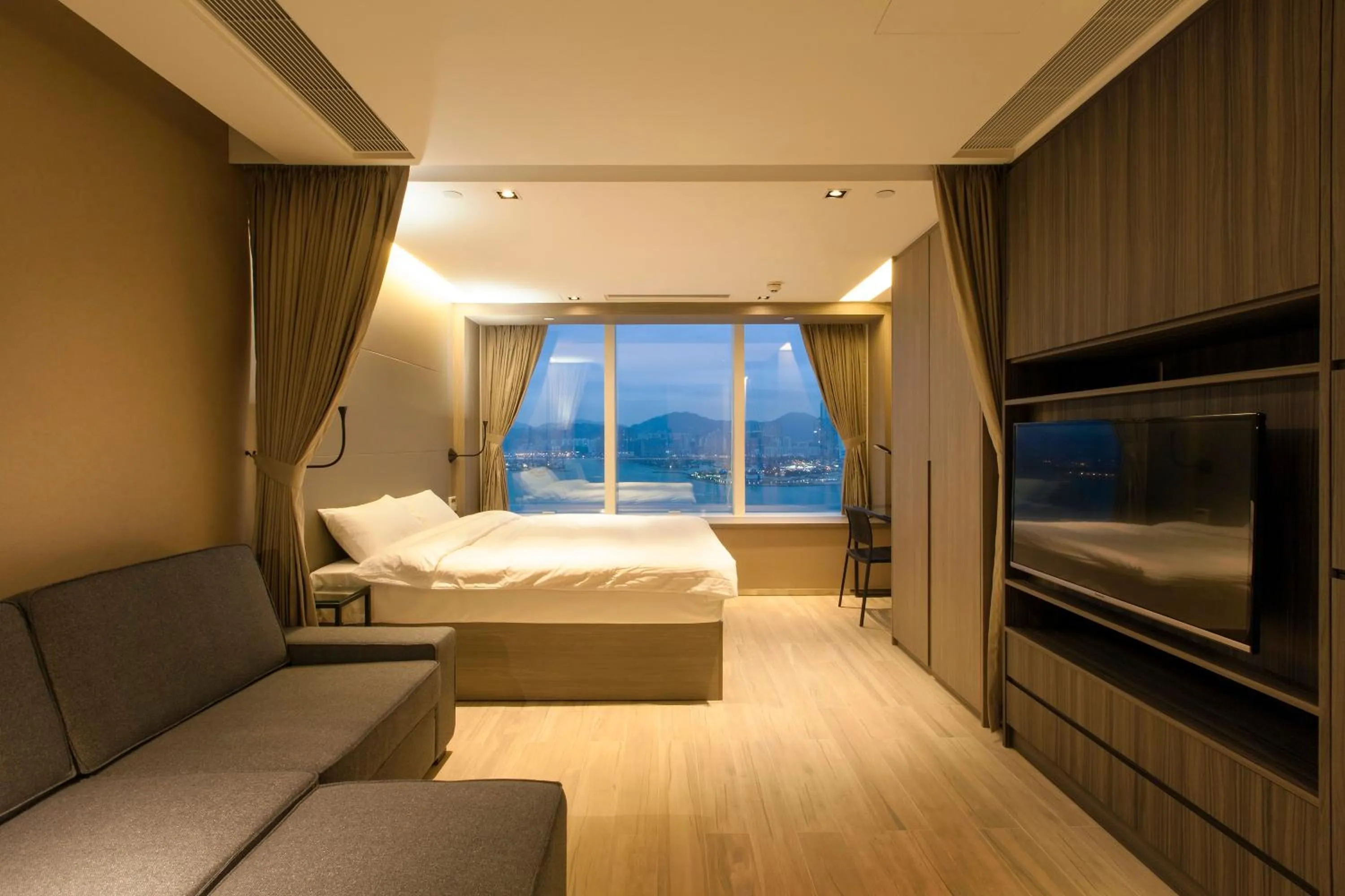 Bed in CM+ Hotels and Serviced Apartments