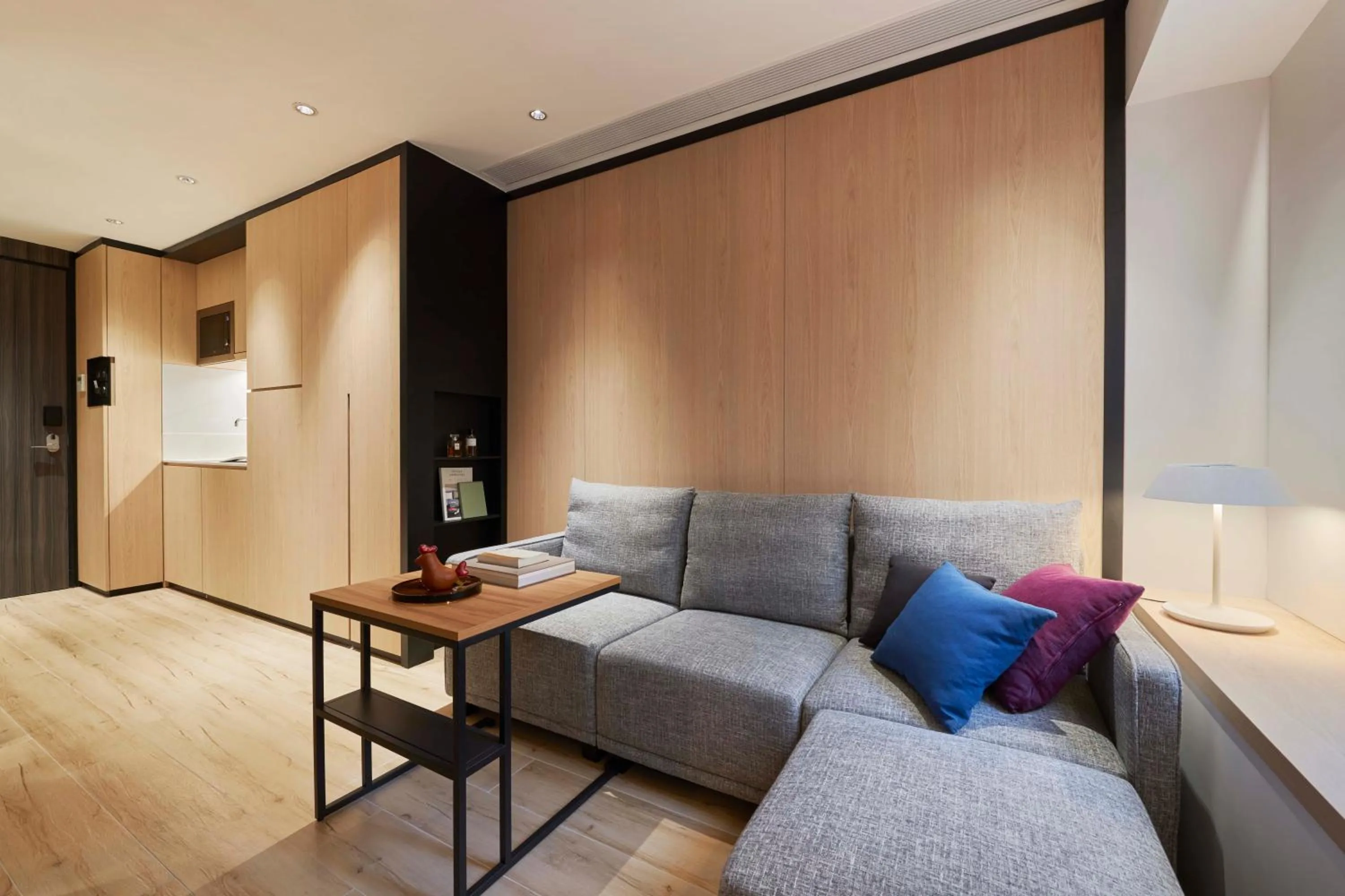 Living room, Bed in CM+ Hotels and Serviced Apartments