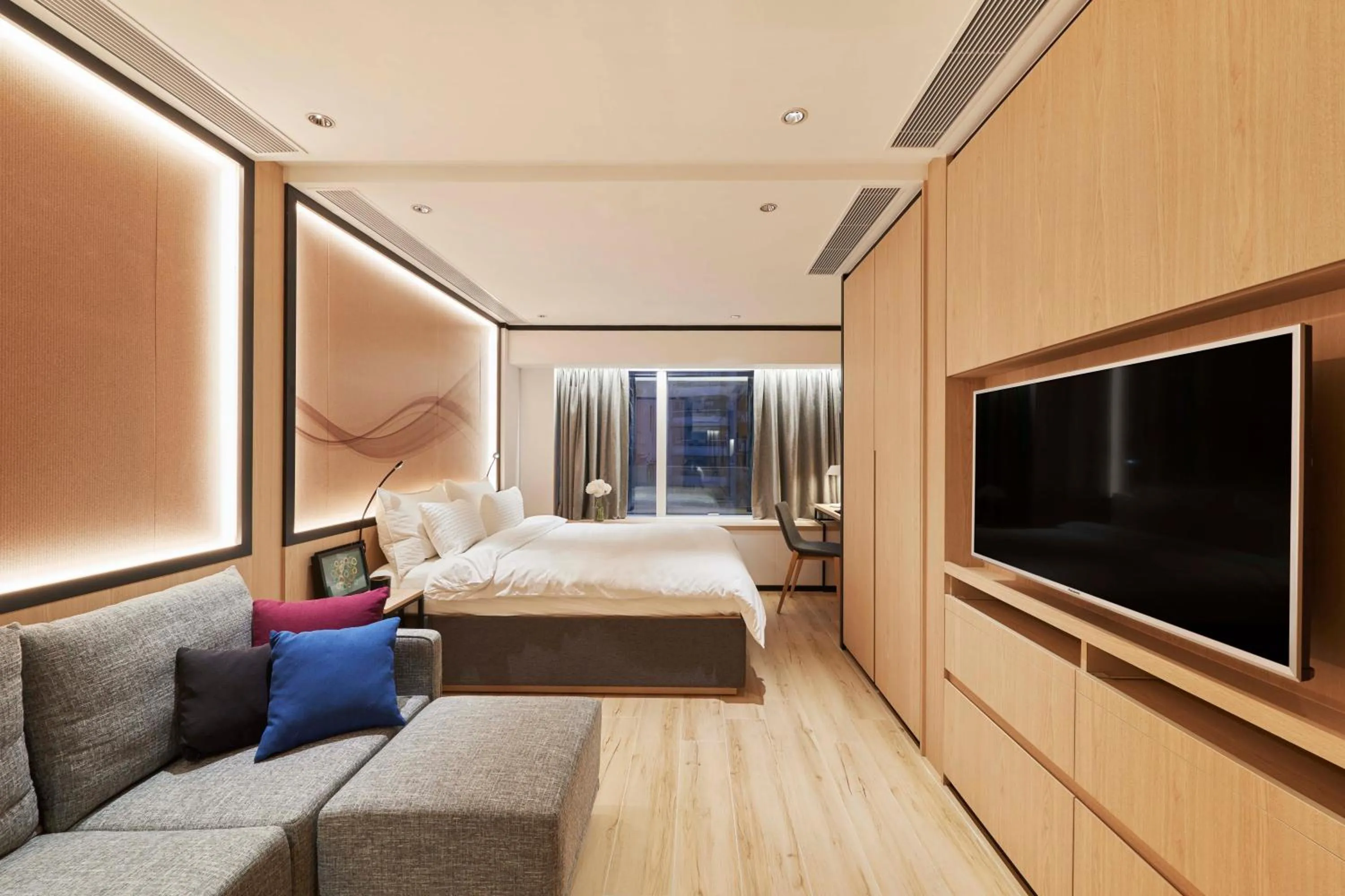 Bed in CM+ Hotels and Serviced Apartments