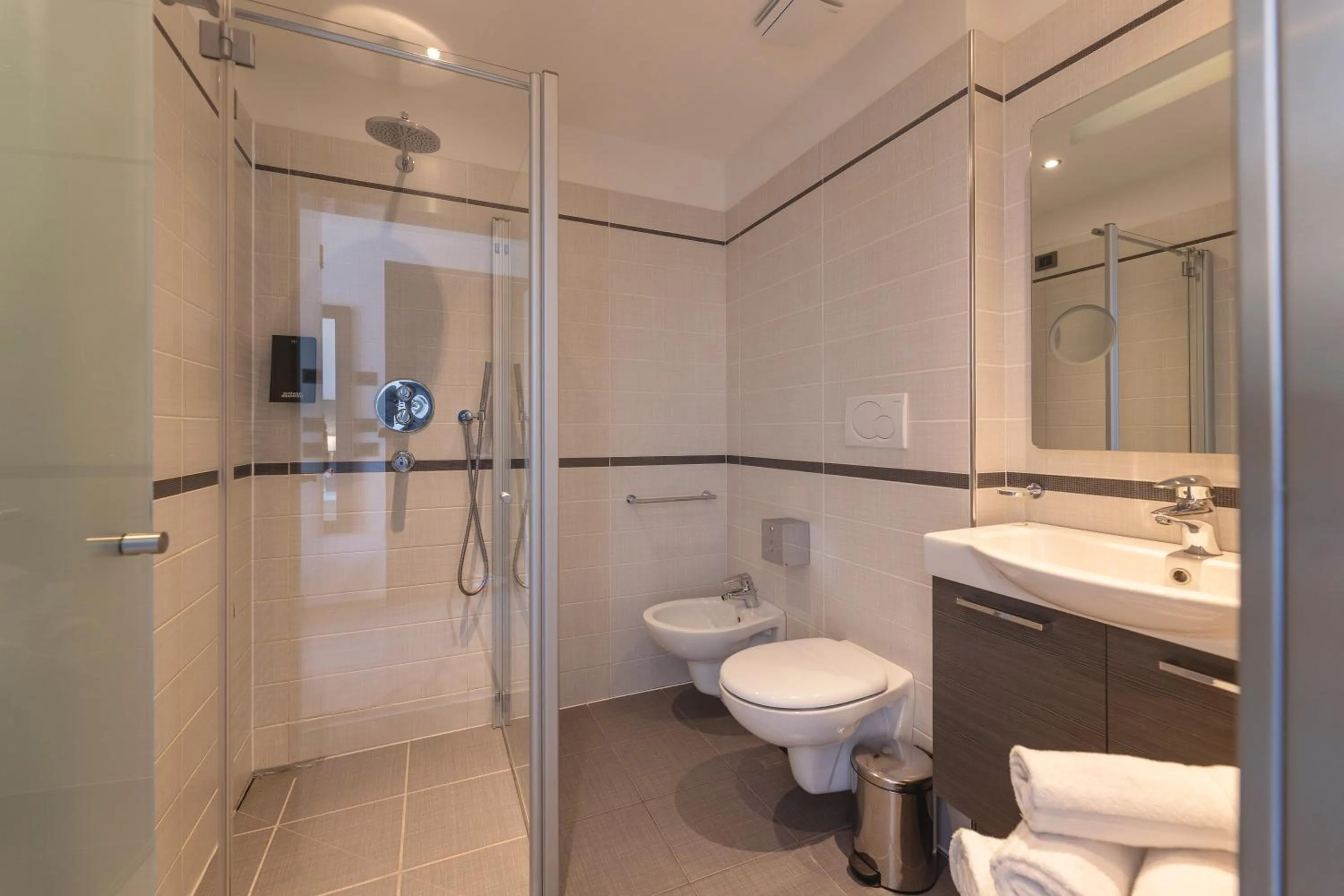 Bathroom in Hi Hotels Trento - Wellness & Spa Adults Only