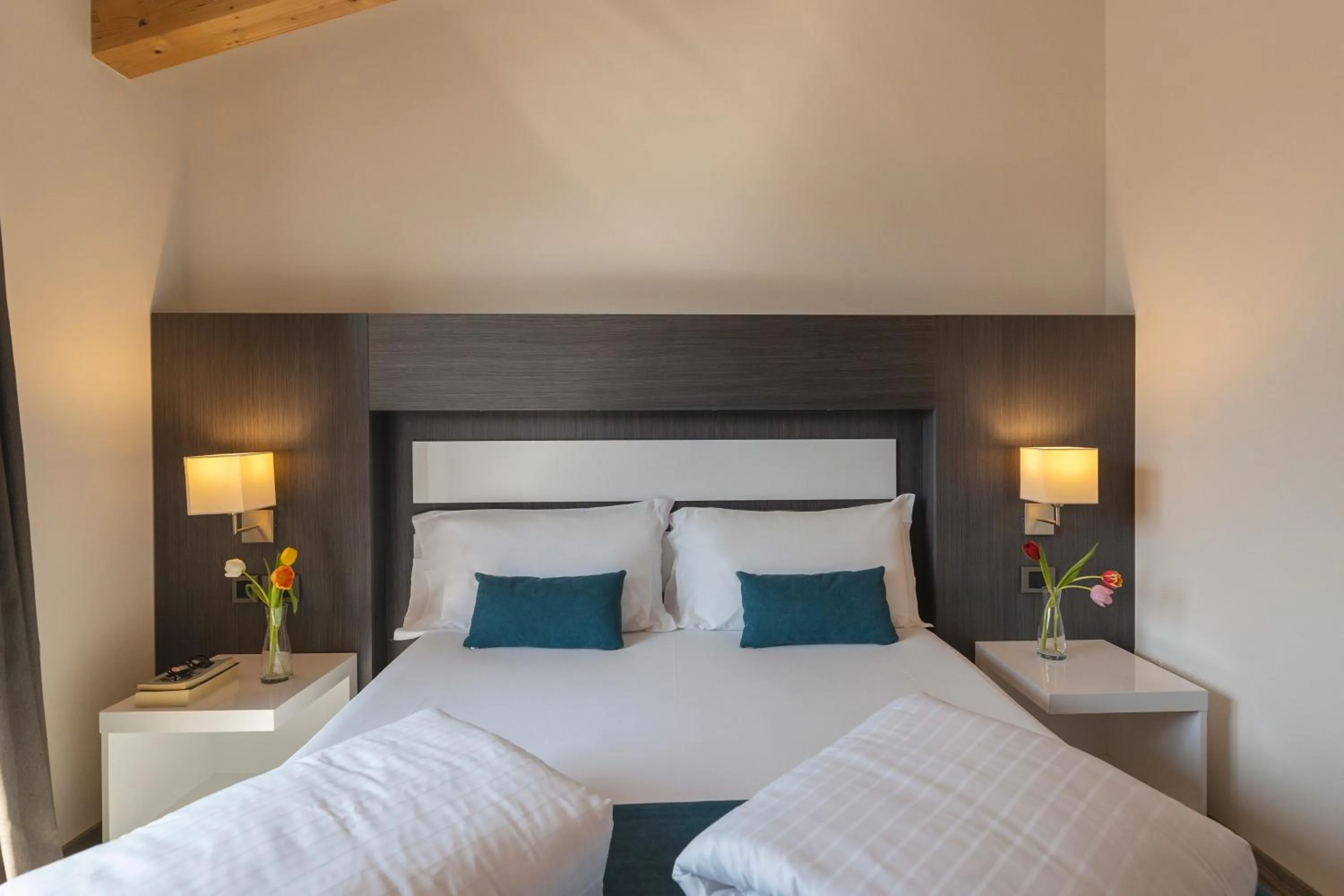 Photo of the whole room, Bed in Hi Hotels Trento - Wellness & Spa Adults Only