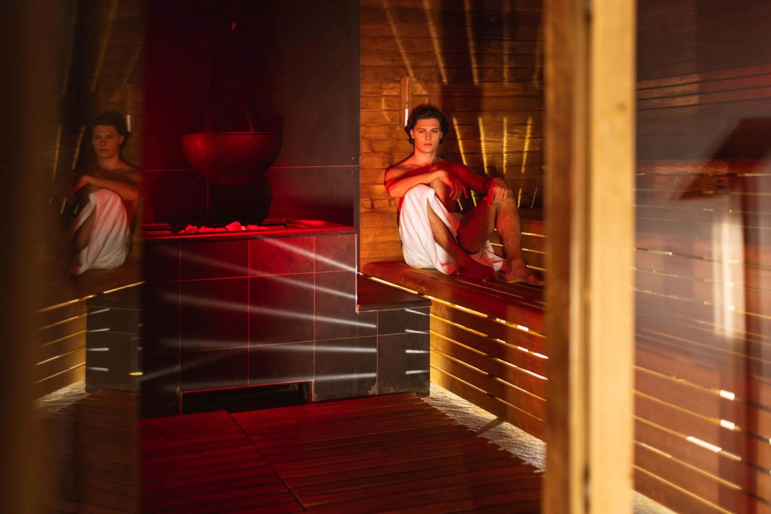 Swimming pool in Hi Hotels Trento - Wellness & Spa Adults Only