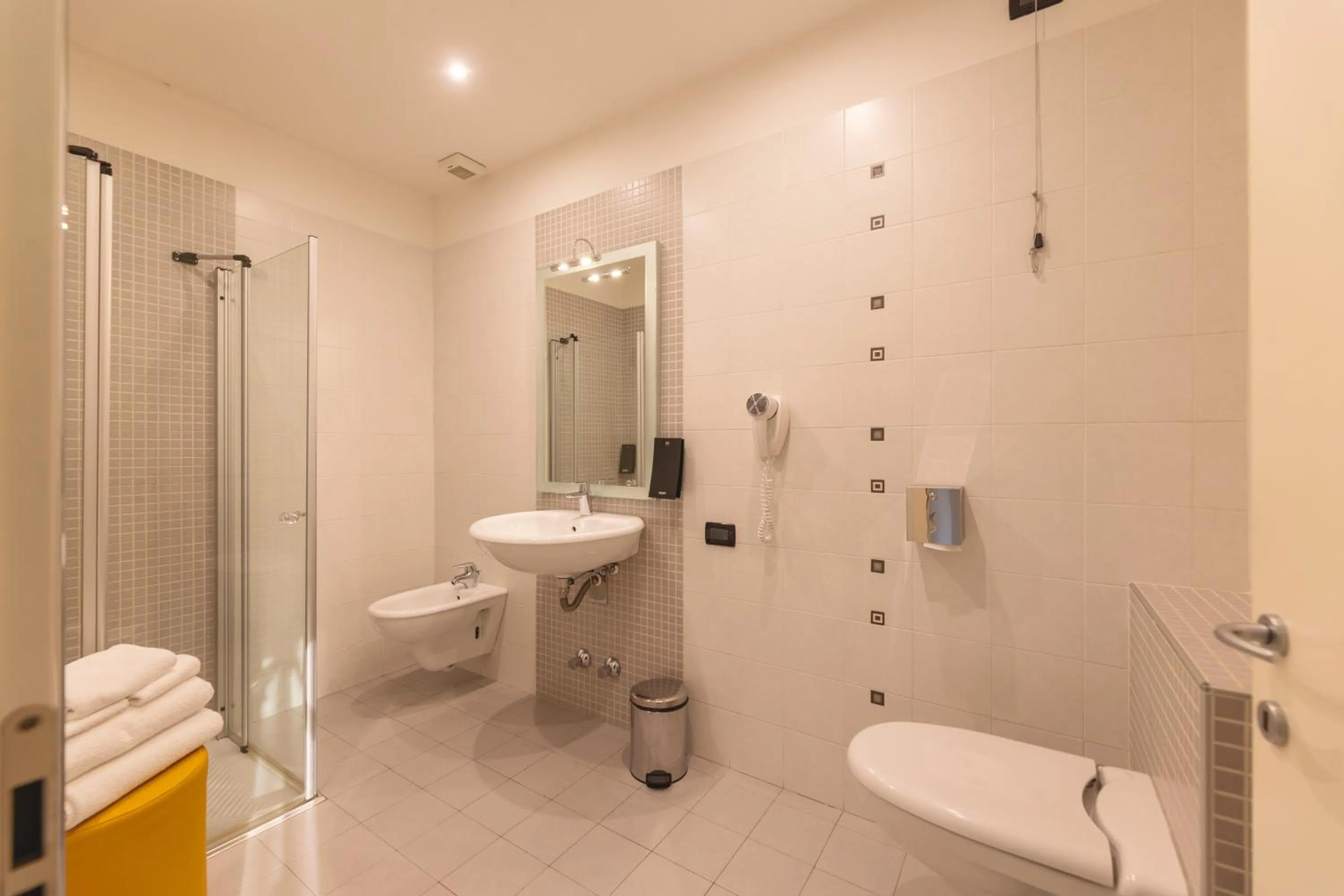 Bathroom in Hi Hotels Trento - Wellness & Spa Adults Only