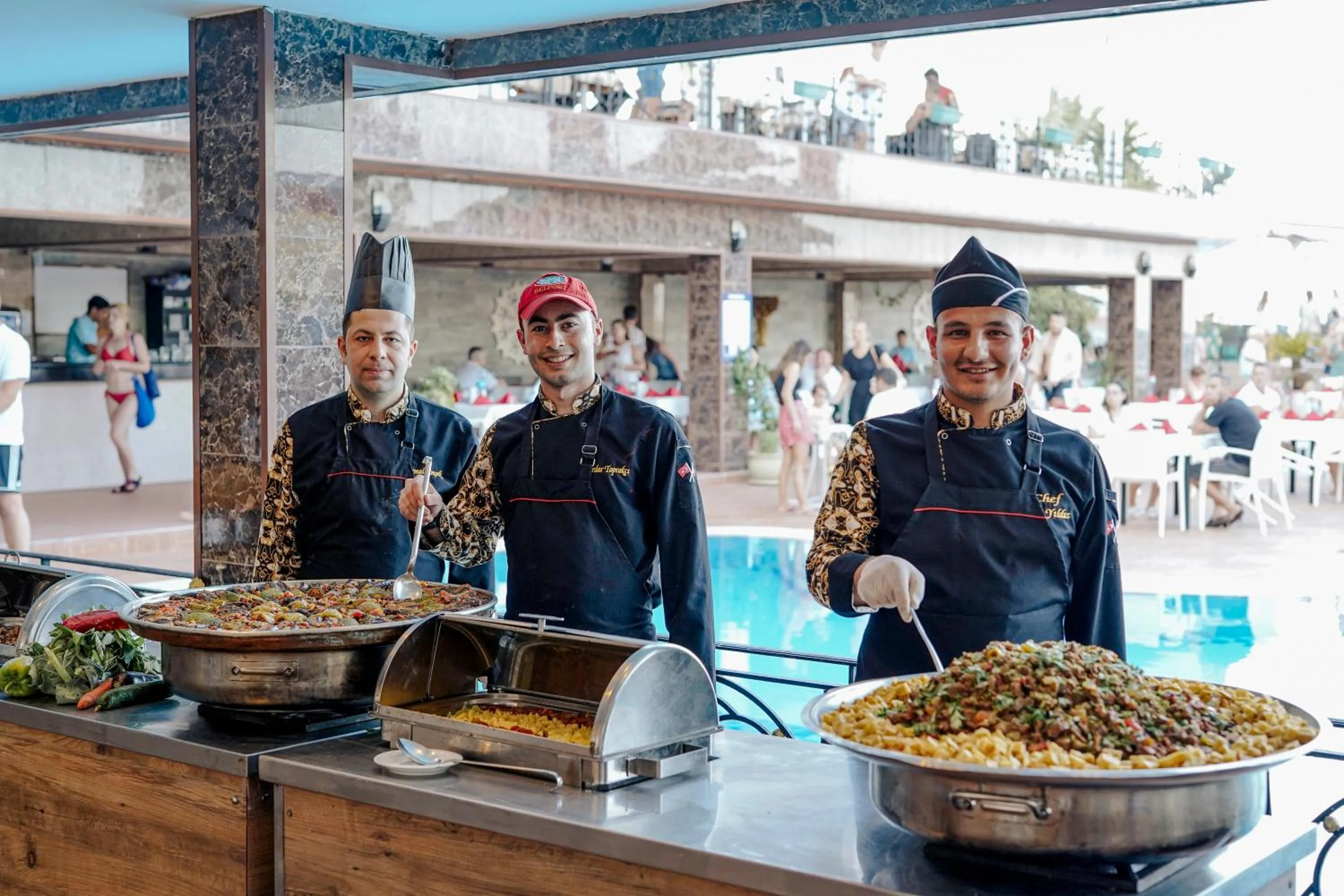 Restaurant/places to eat in Aleria Belport Beach Hotel