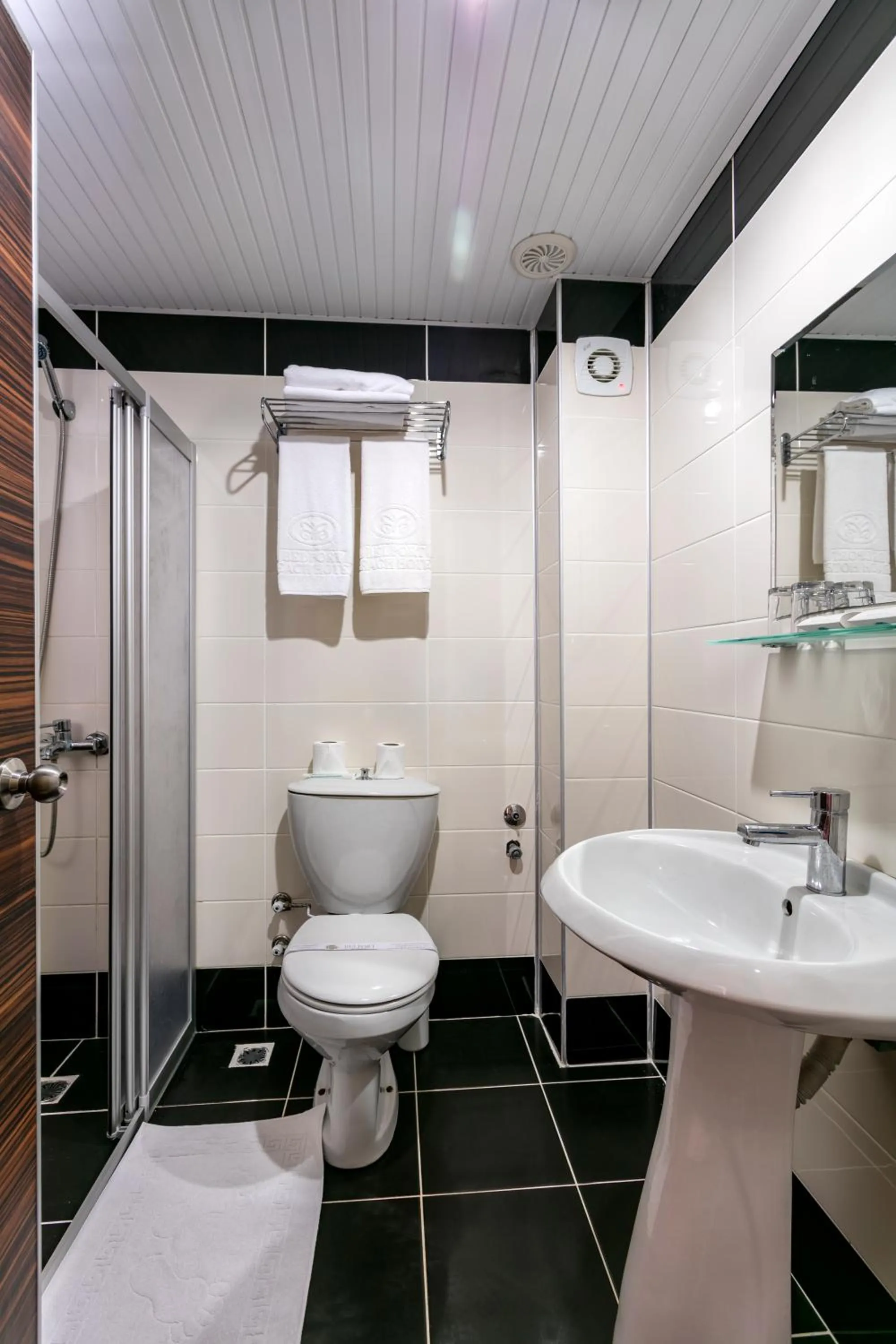 Shower in Aleria Belport Beach Hotel