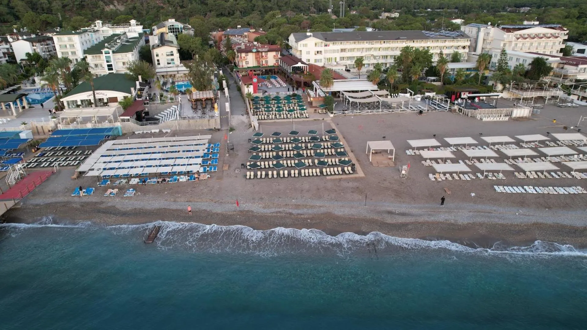 Aleria Belport Beach Hotel