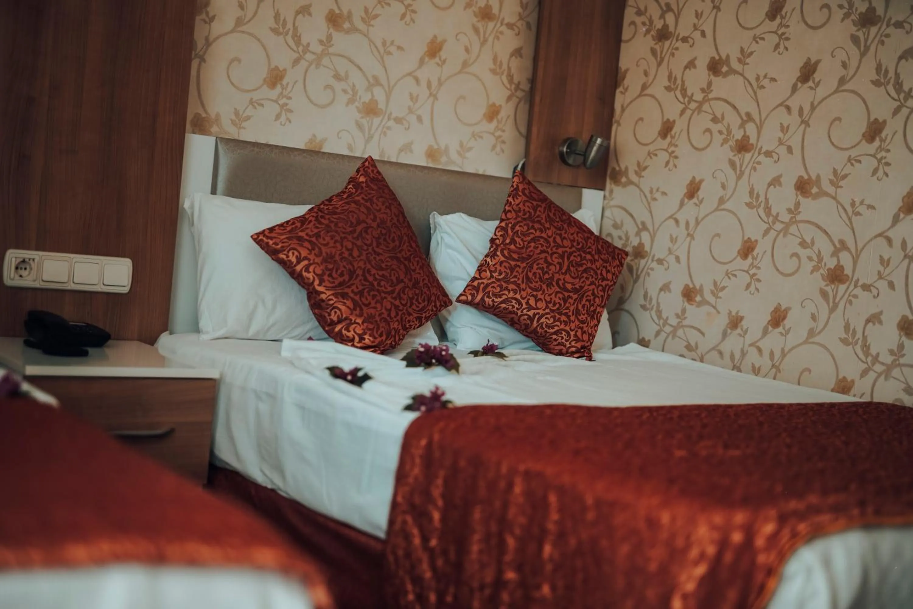 Bed in Aleria Belport Beach Hotel