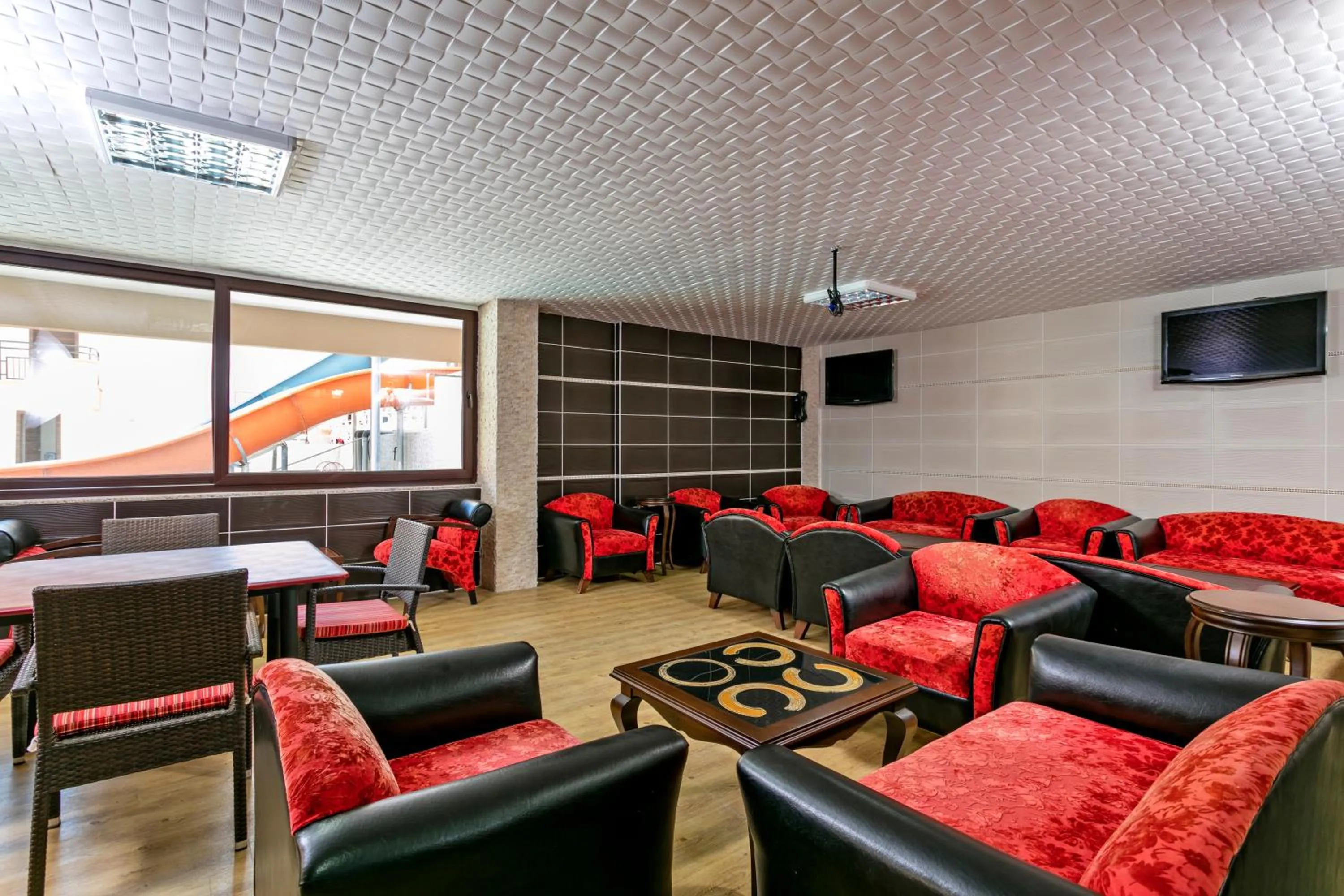 Meeting/conference room in Aleria Belport Beach Hotel