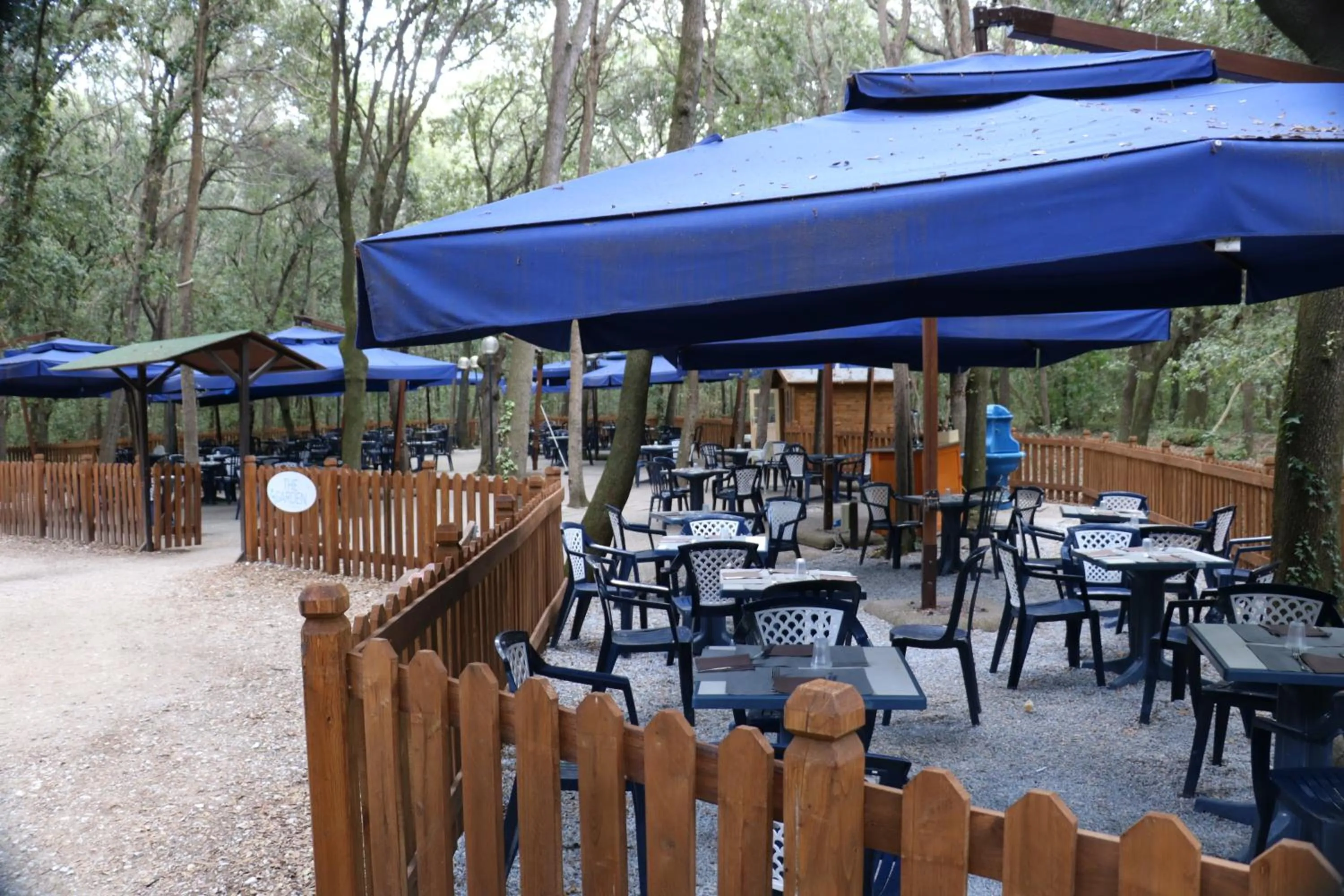 Restaurant/places to eat in Garden Toscana Resort