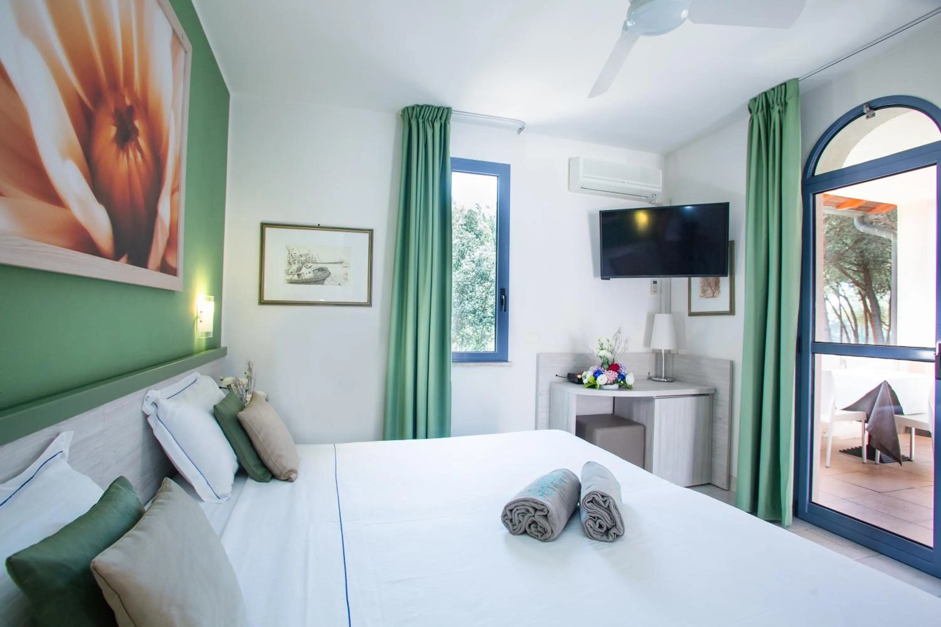 Bedroom in Garden Toscana Resort