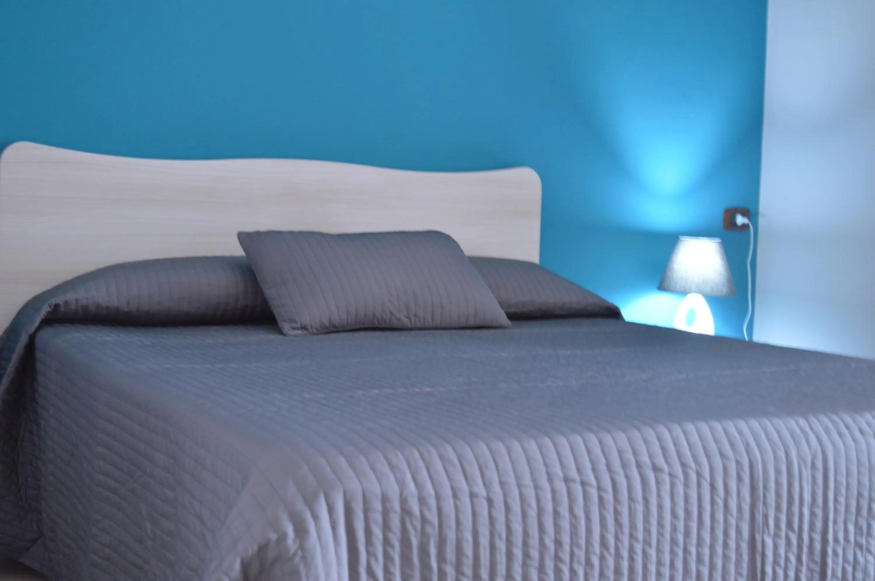 Photo of the whole room, Bed in B&B Scalea Rooms