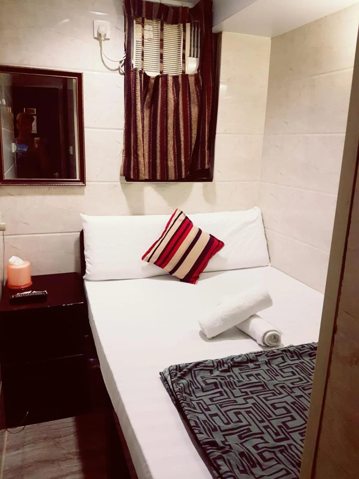 Bedroom, Bed in Simplex Guest House