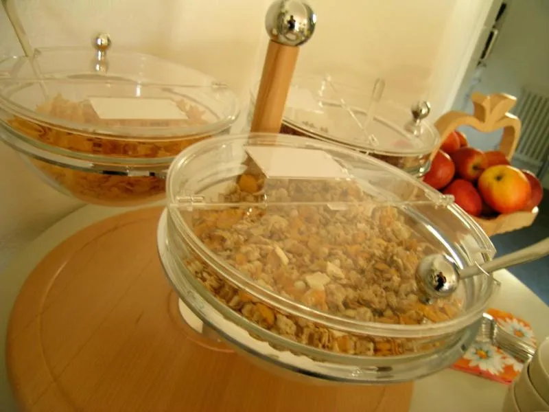 Continental breakfast in Garni Rosa Delle Alpi