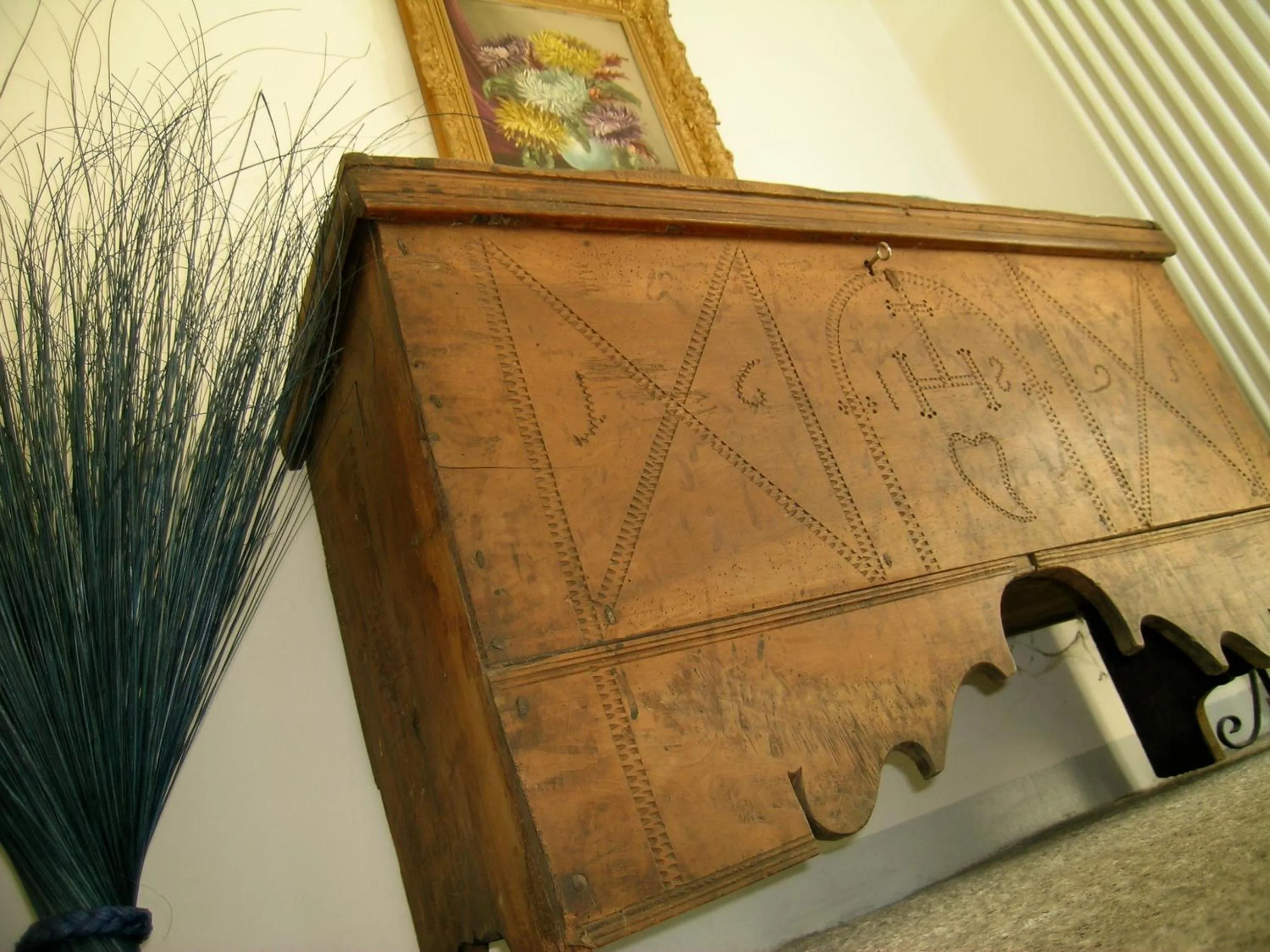 Decorative detail in Garni Rosa Delle Alpi