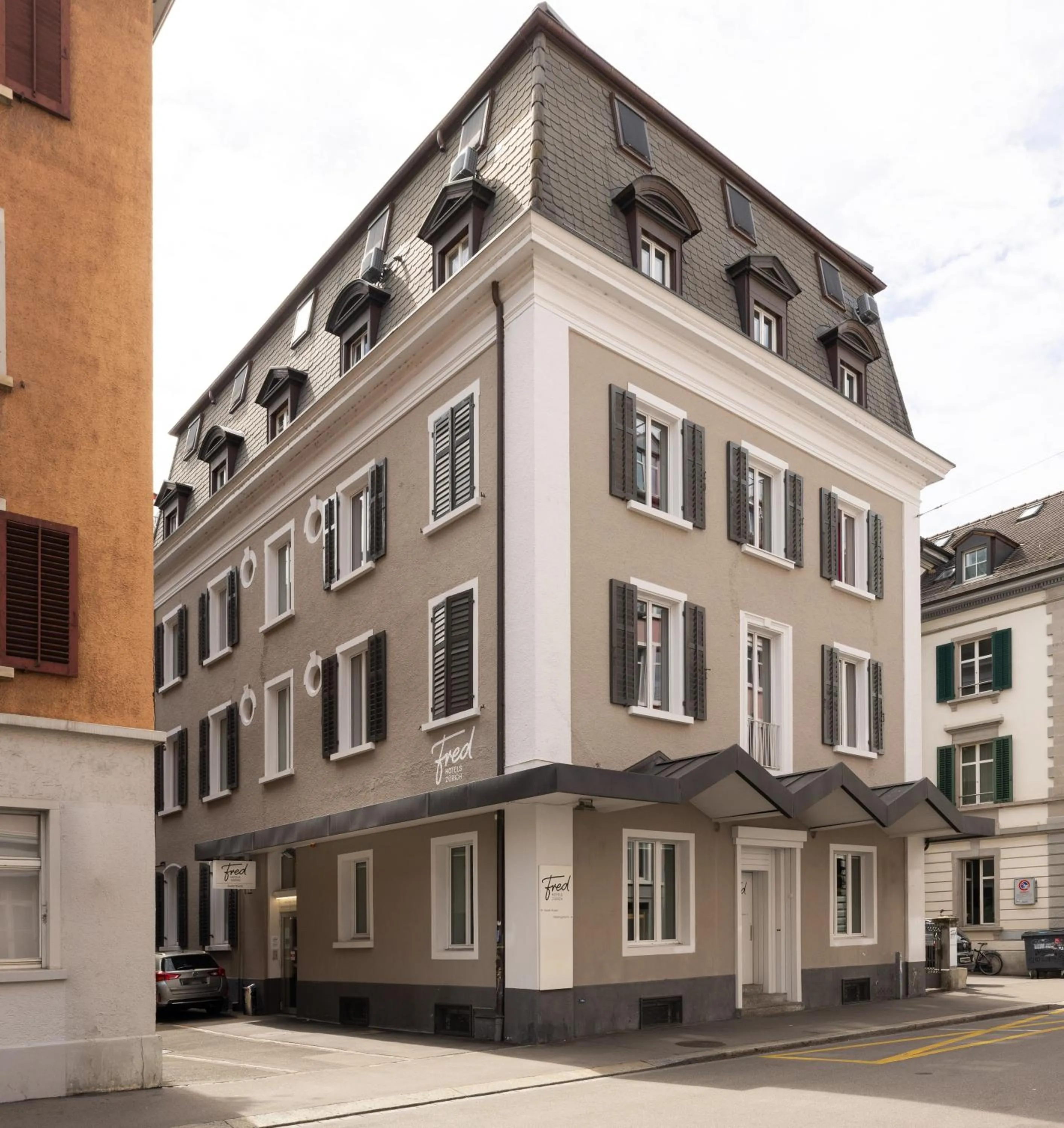 Fred Guest House Hauptbahnhof - Self Check-in