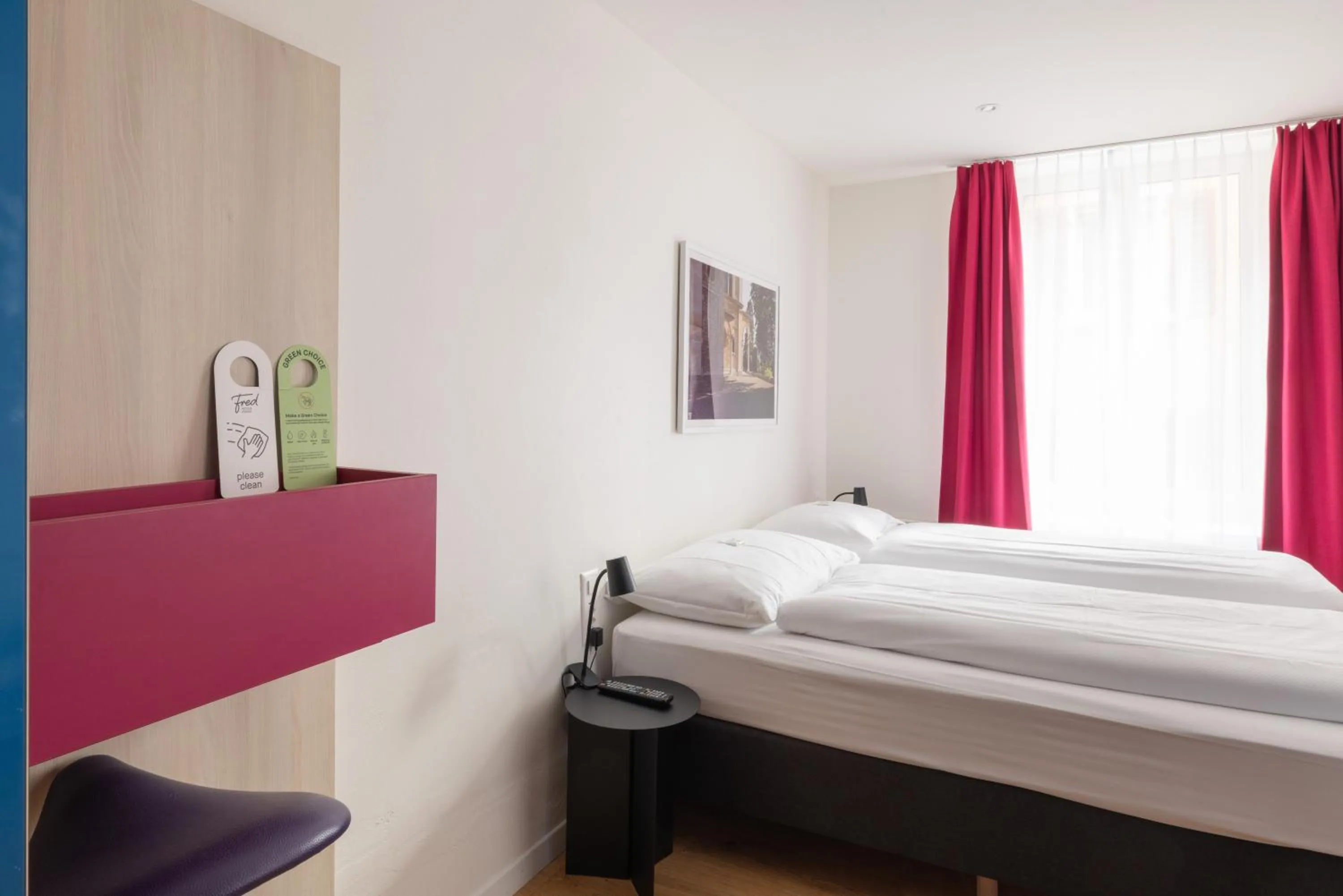 Bed in Fred Guest House Hauptbahnhof - Self Check-in