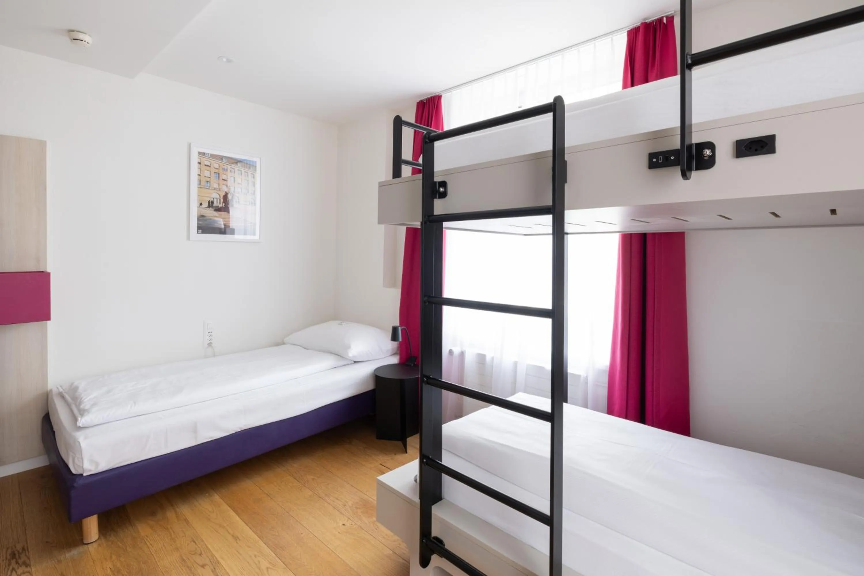 Bed in Fred Guest House Hauptbahnhof - Self Check-in