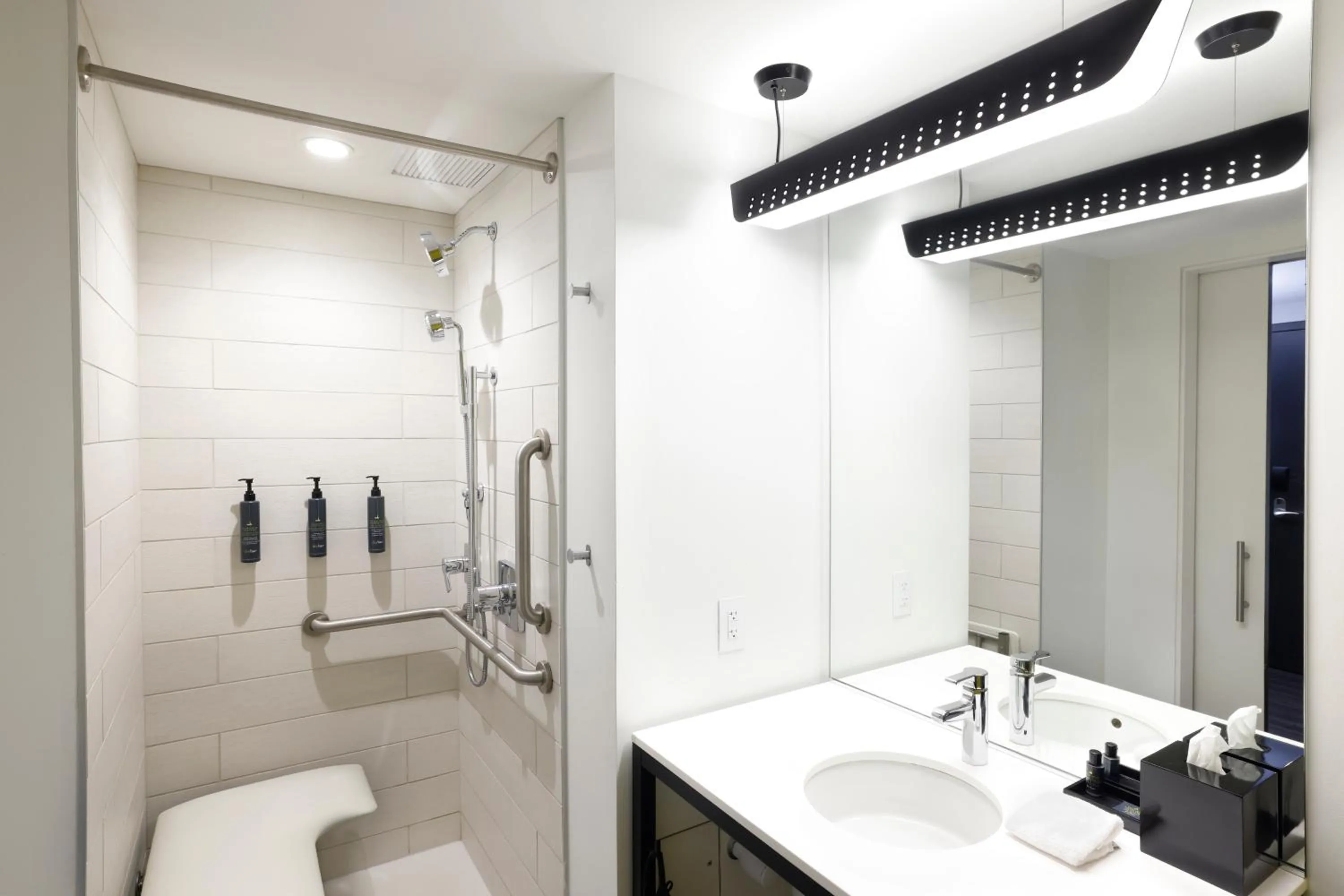 Bathroom in Aloft Chicago Mag Mile