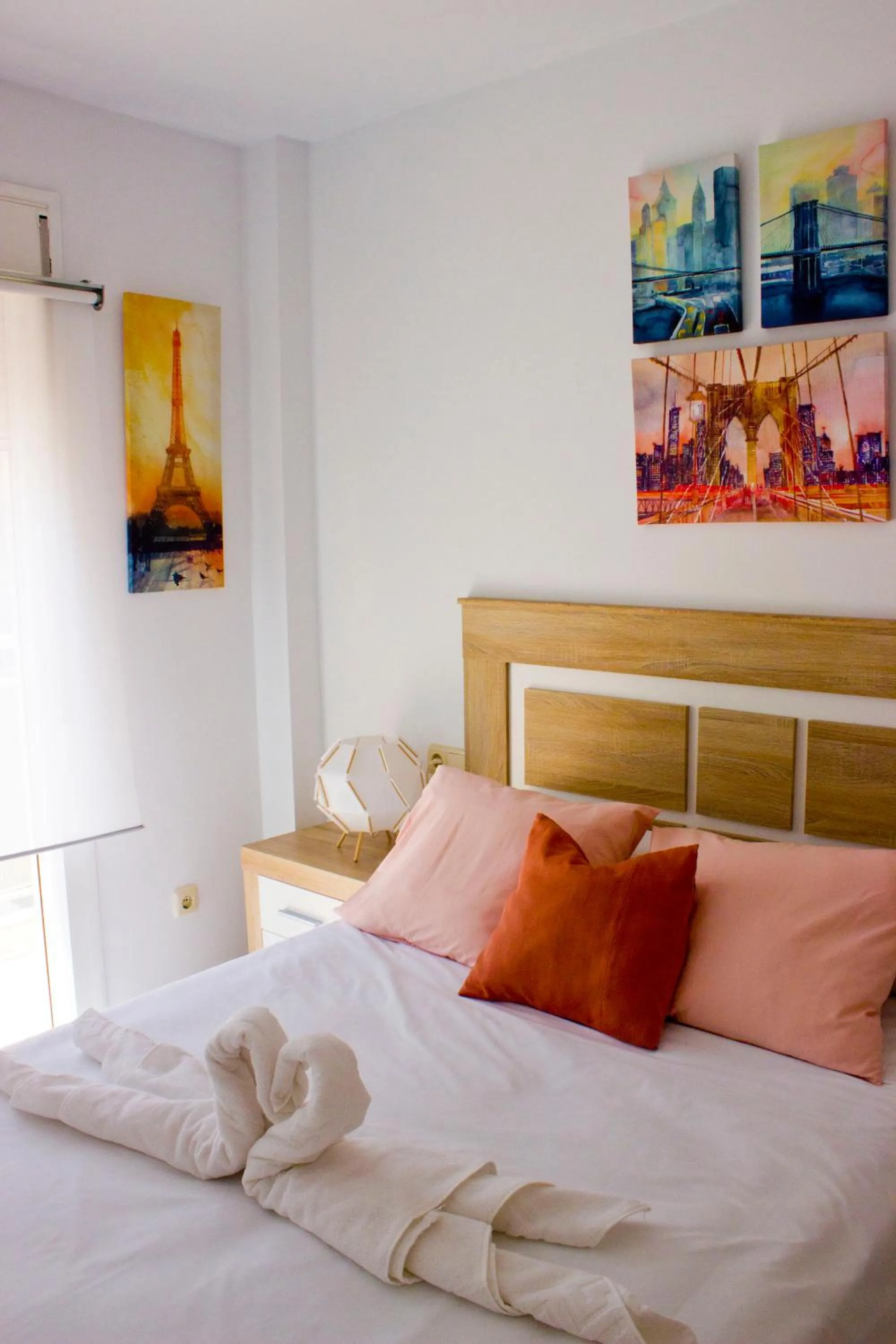 Photo of the whole room, Bed in Seaview Fuengirola Apartment
