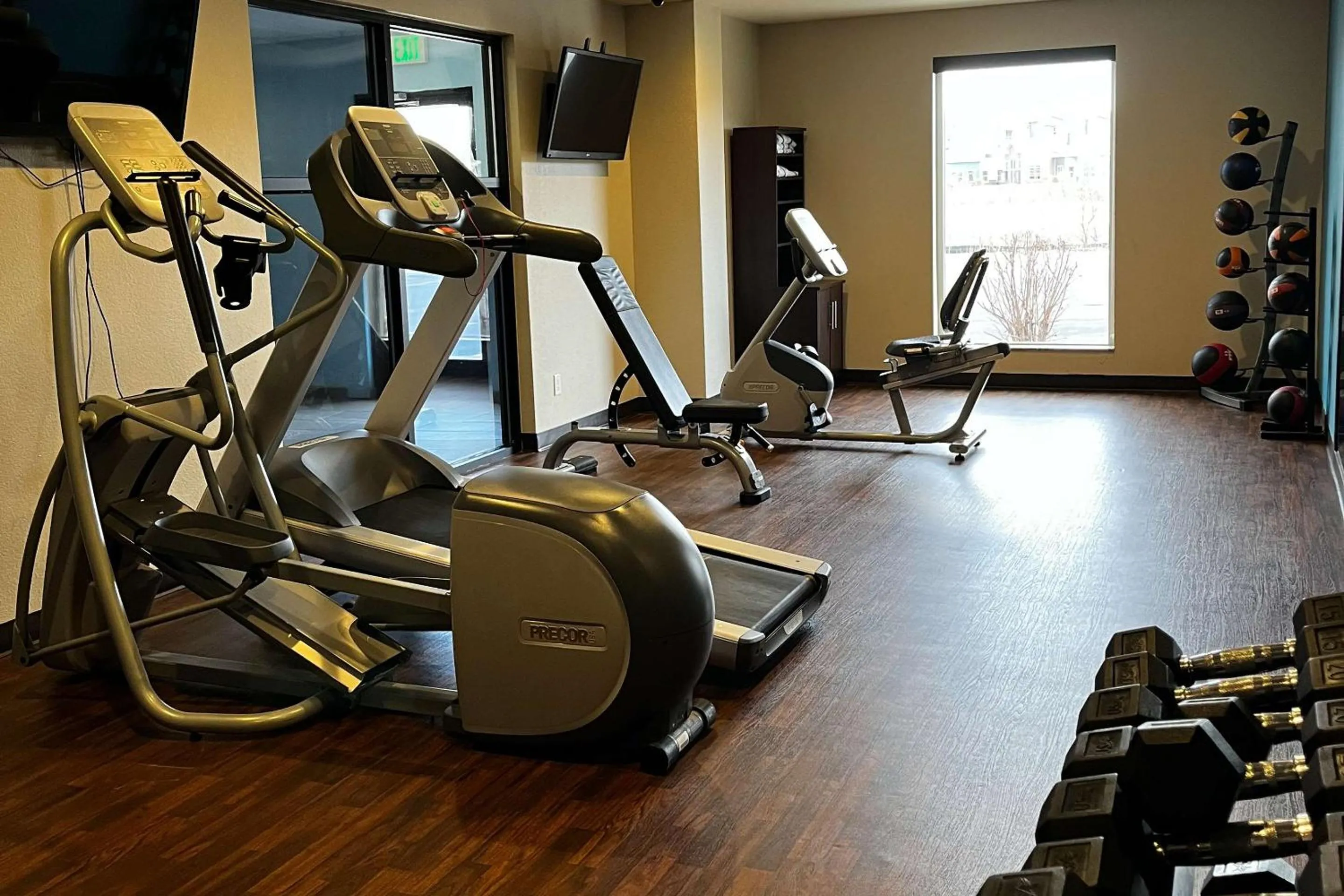 Fitness centre/facilities in Comfort Suites Denver International Airport