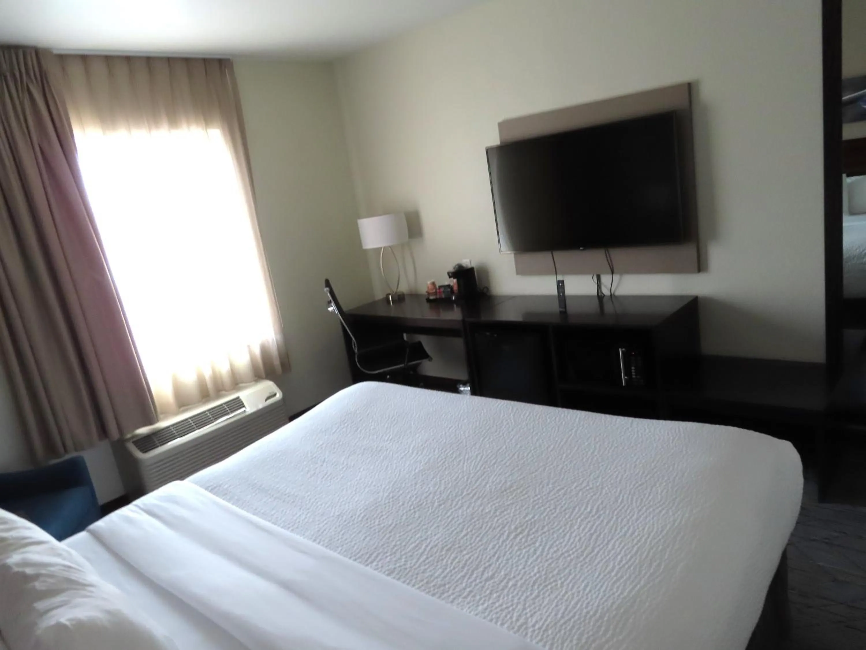 Bedroom, Bed in Sleep Inn & Suites Denver International Airport