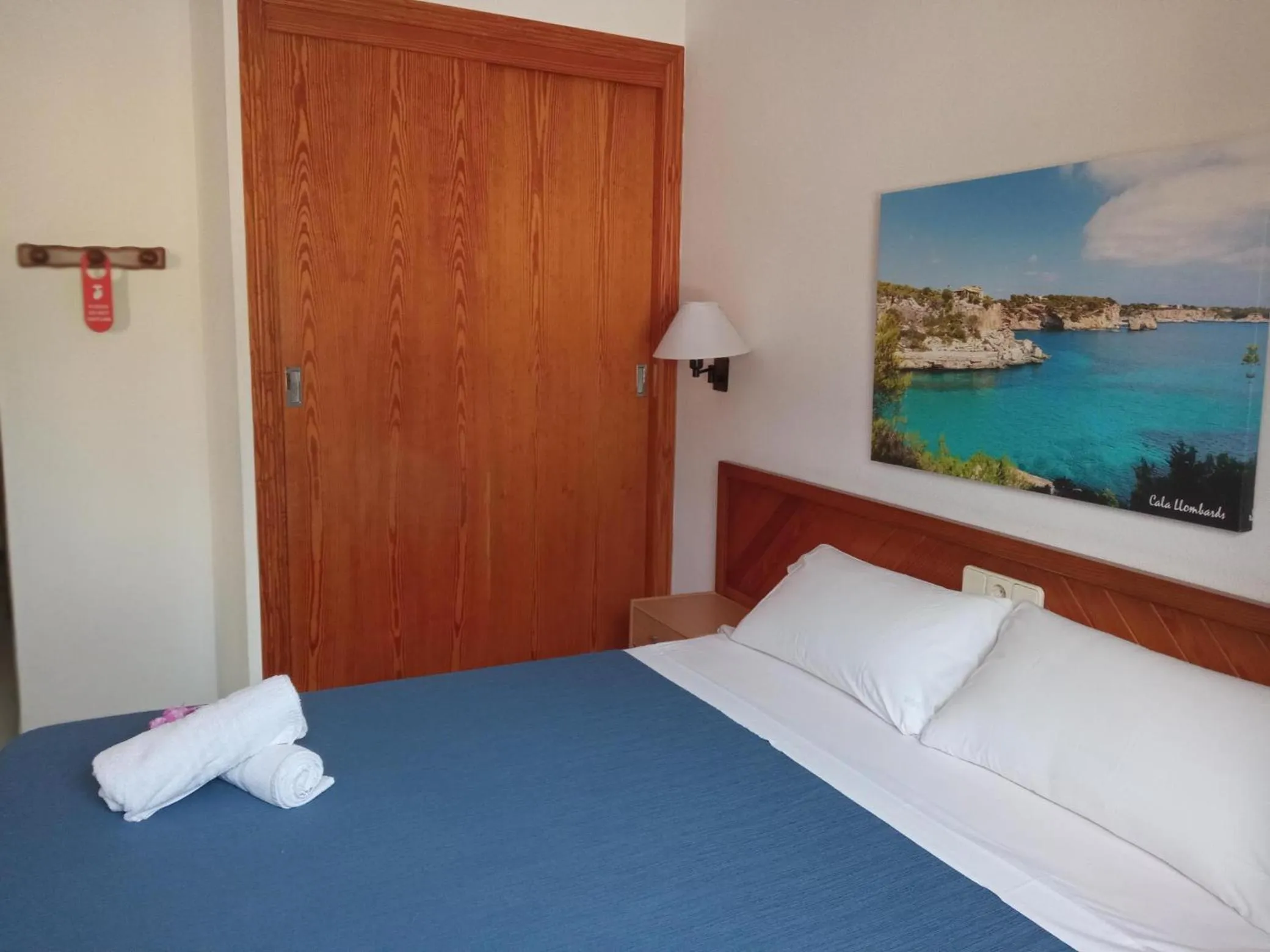 Bed in Hostal Ca'n Tiu