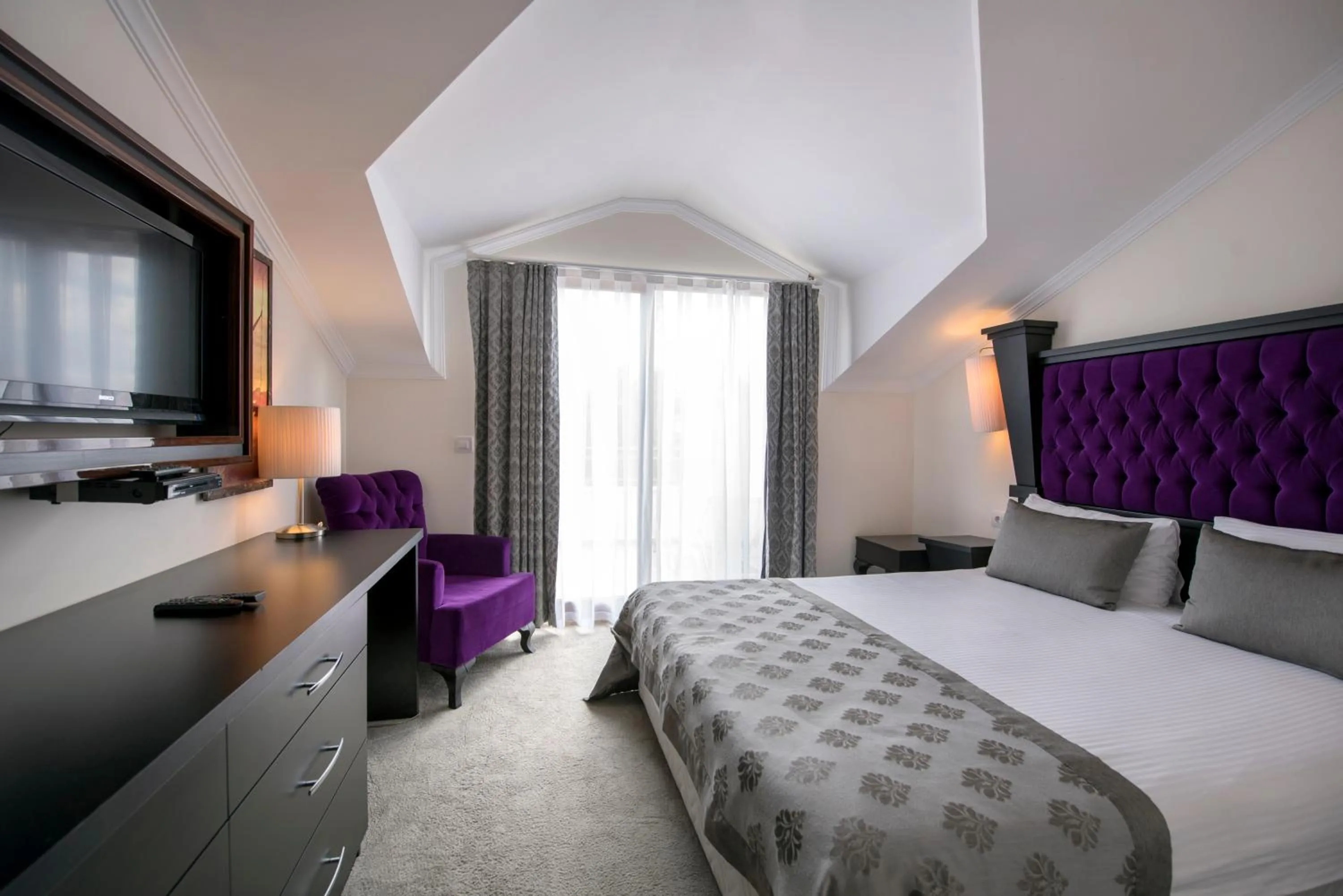 Bed in Blueberry Boutique Hotel