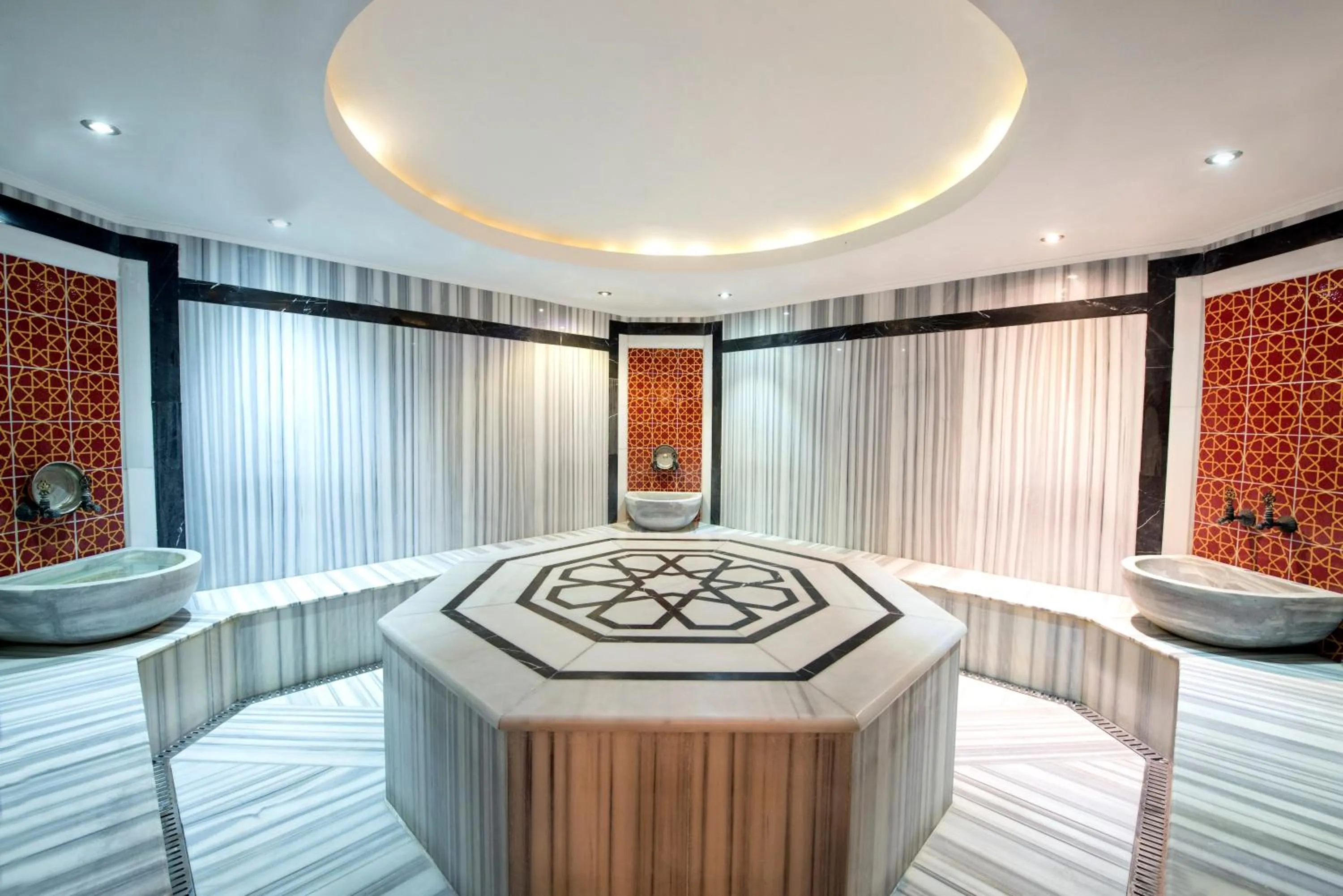 Squash in Blueberry Boutique Hotel