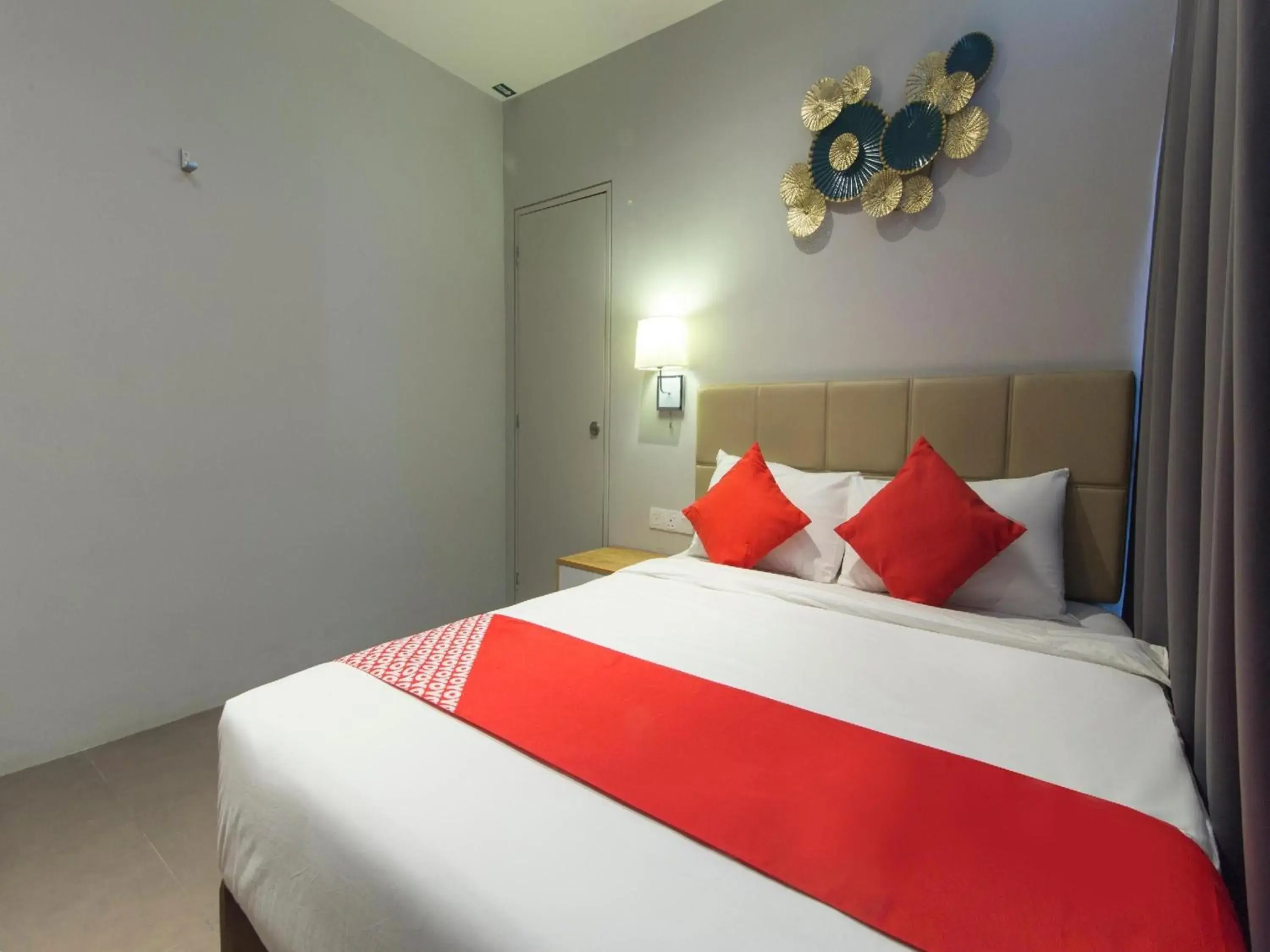 Standard Queen Room in Yootel Boutique Hotel Standard Queen Room in Yootel Boutique Hotel