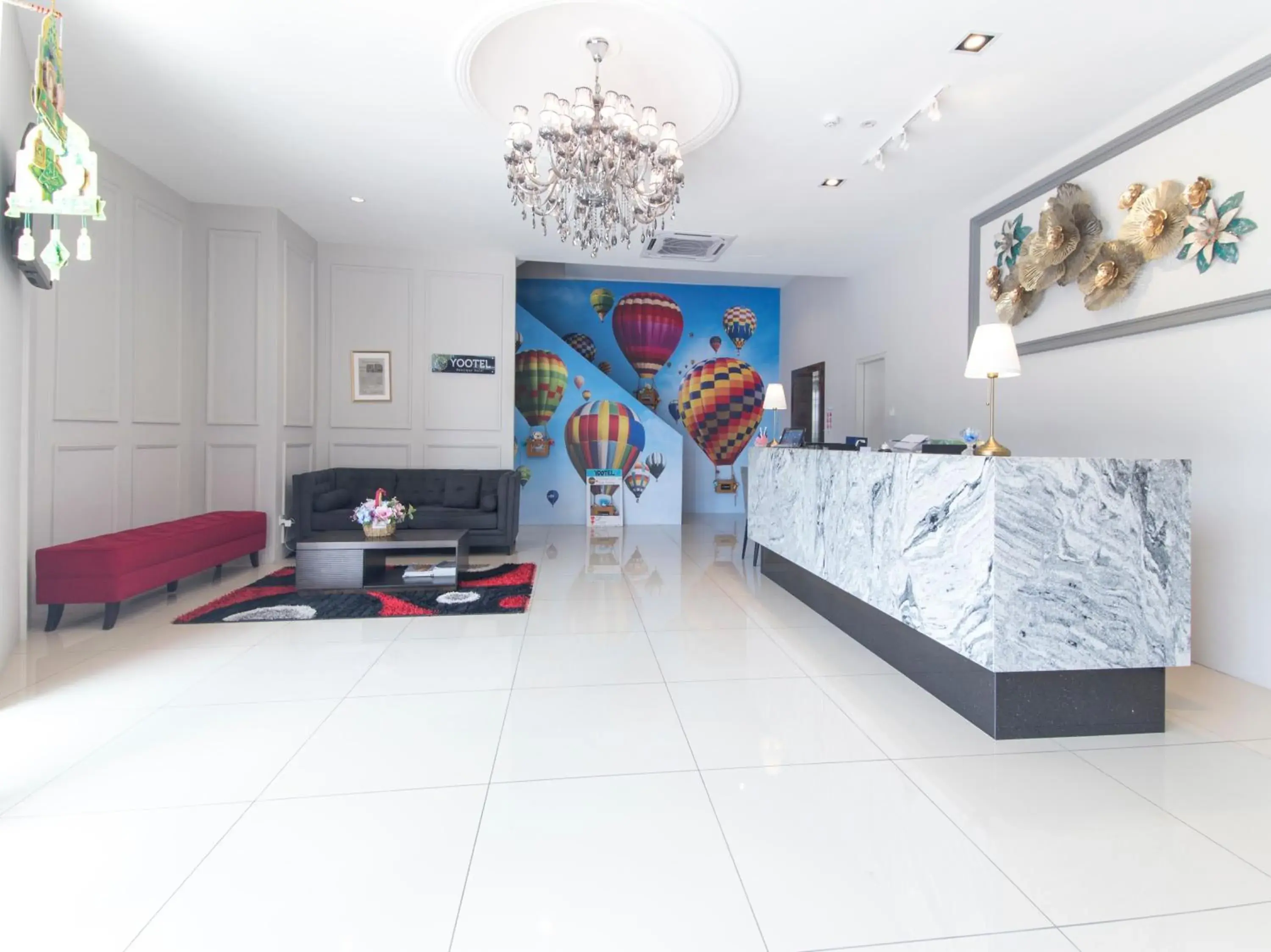 Lobby or reception in Super OYO 1191 Yootel Boutique Hotel