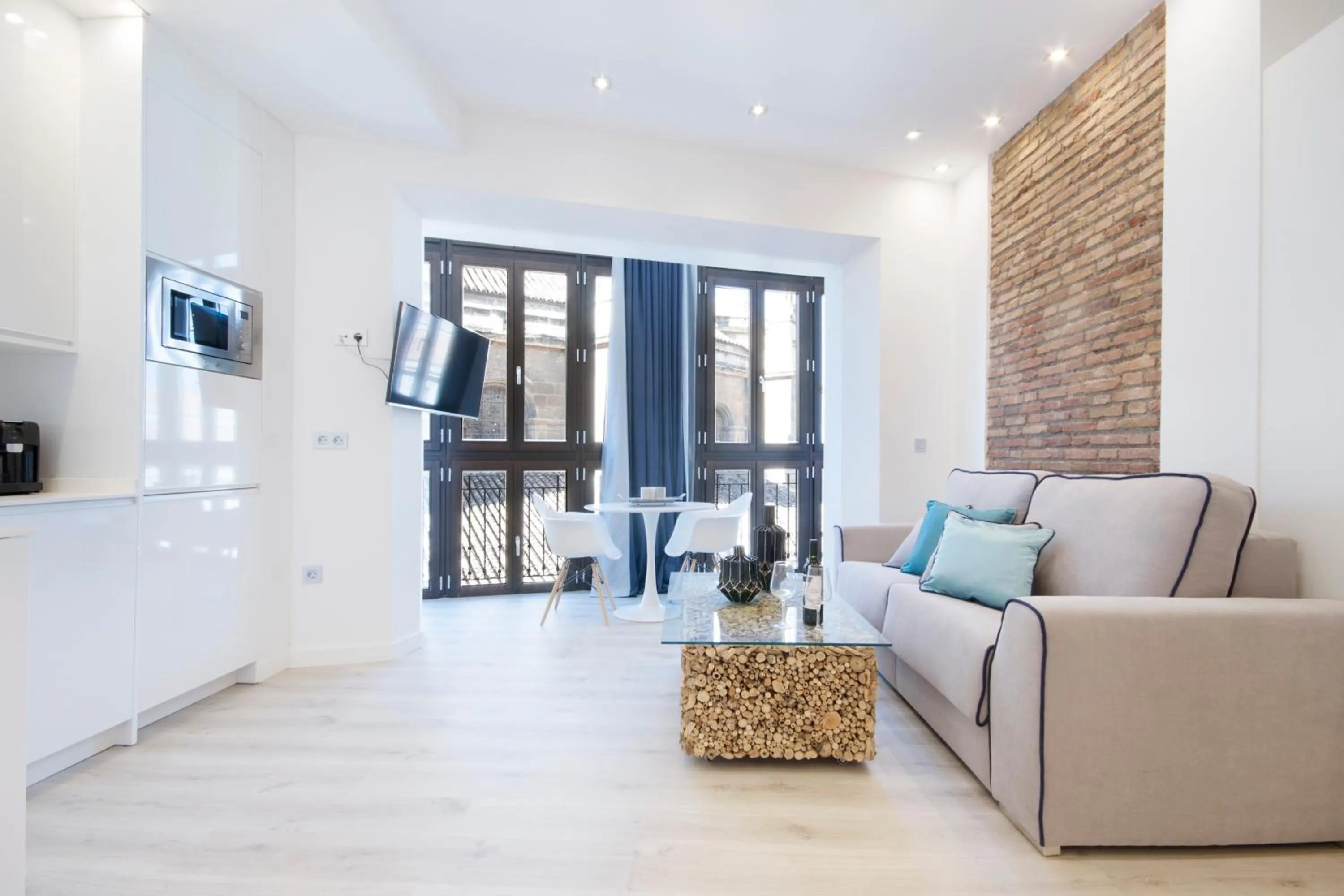 Living room in BiBo Suites Gran Vía