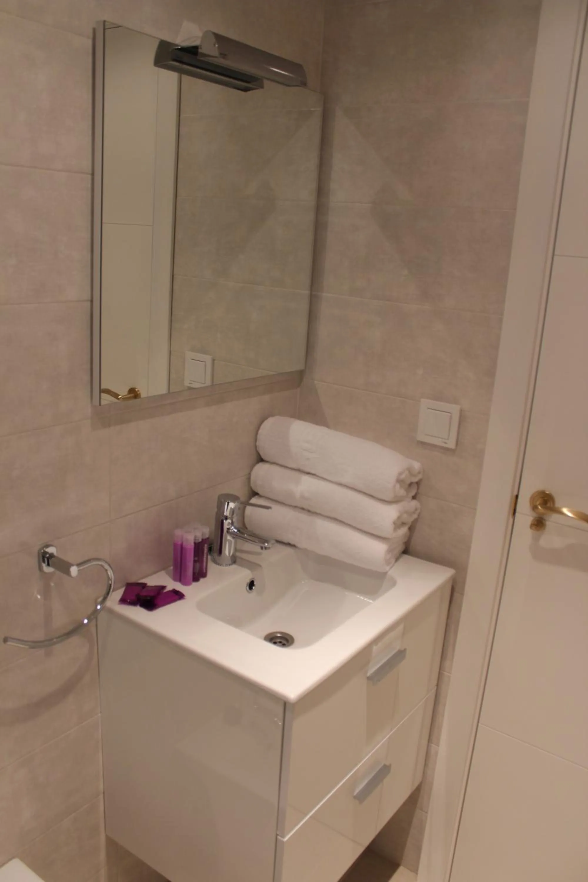 Bathroom in BiBo Suites Gran Vía