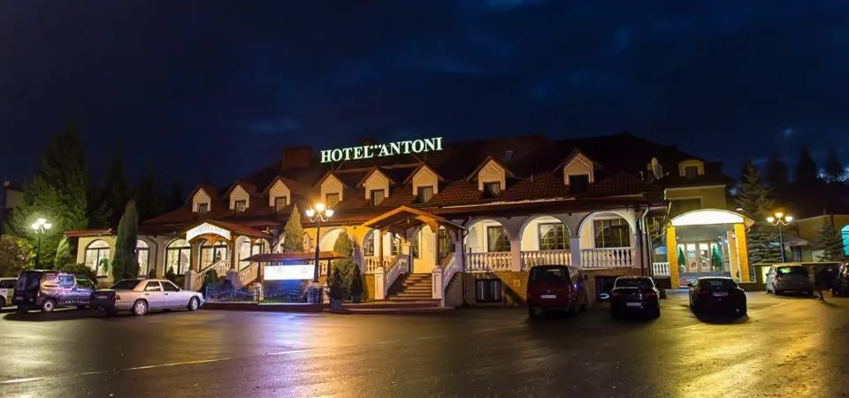 Property building in Hotel Antoni