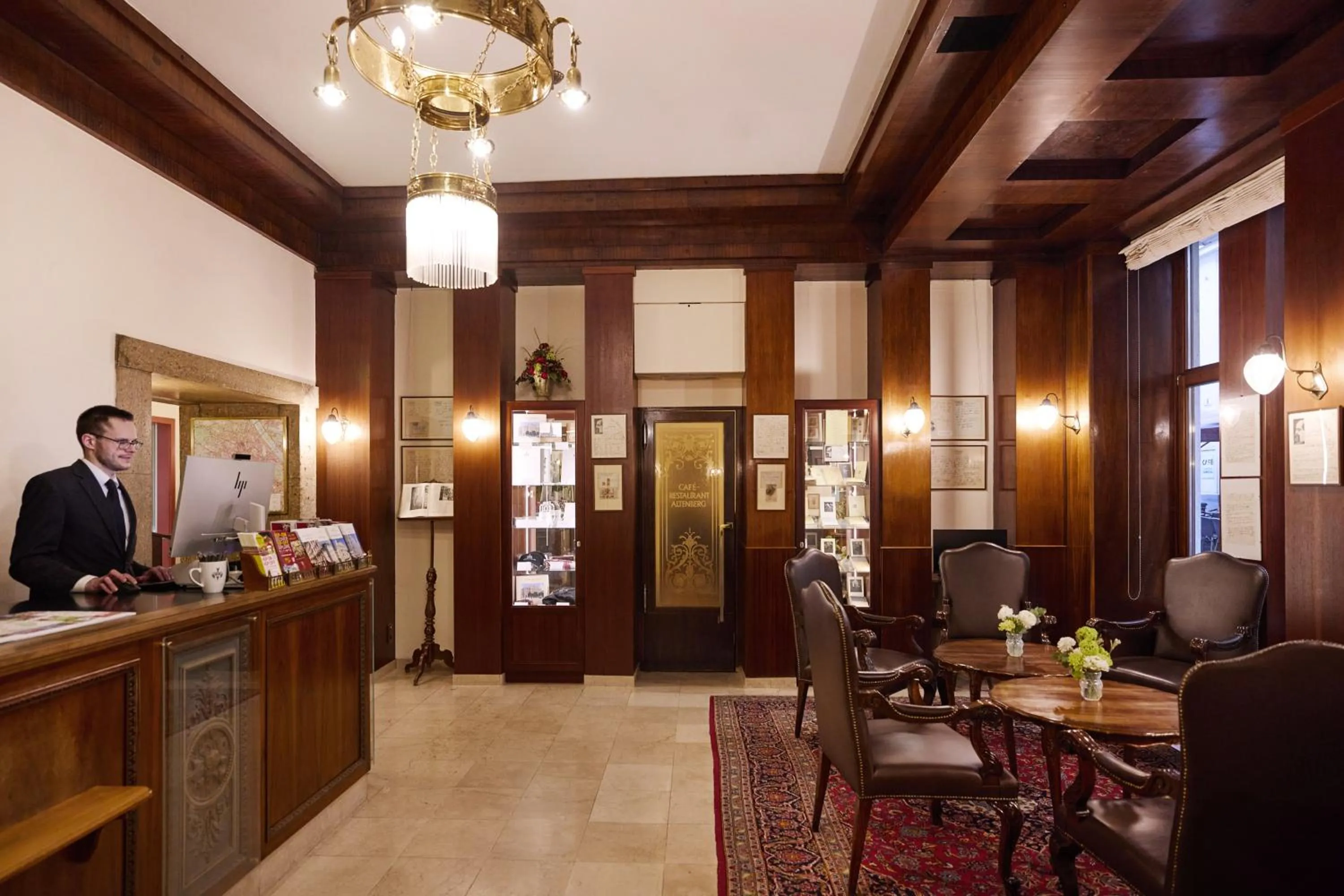 Lobby or reception in Graben Hotel