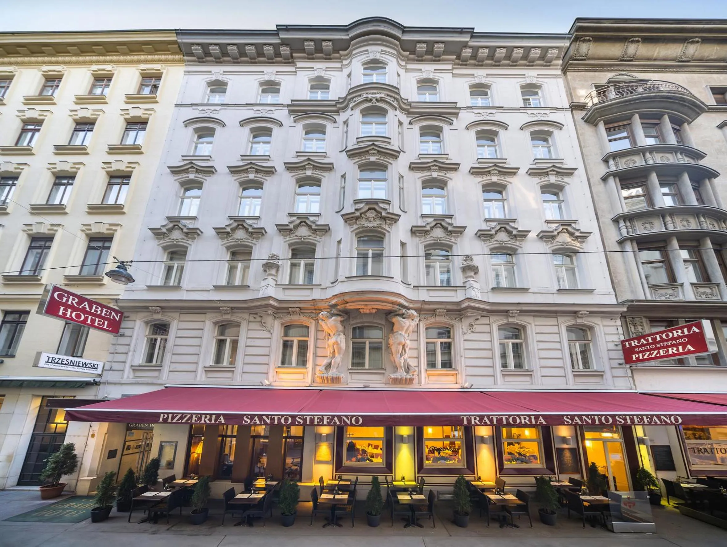 Property building in Graben Hotel