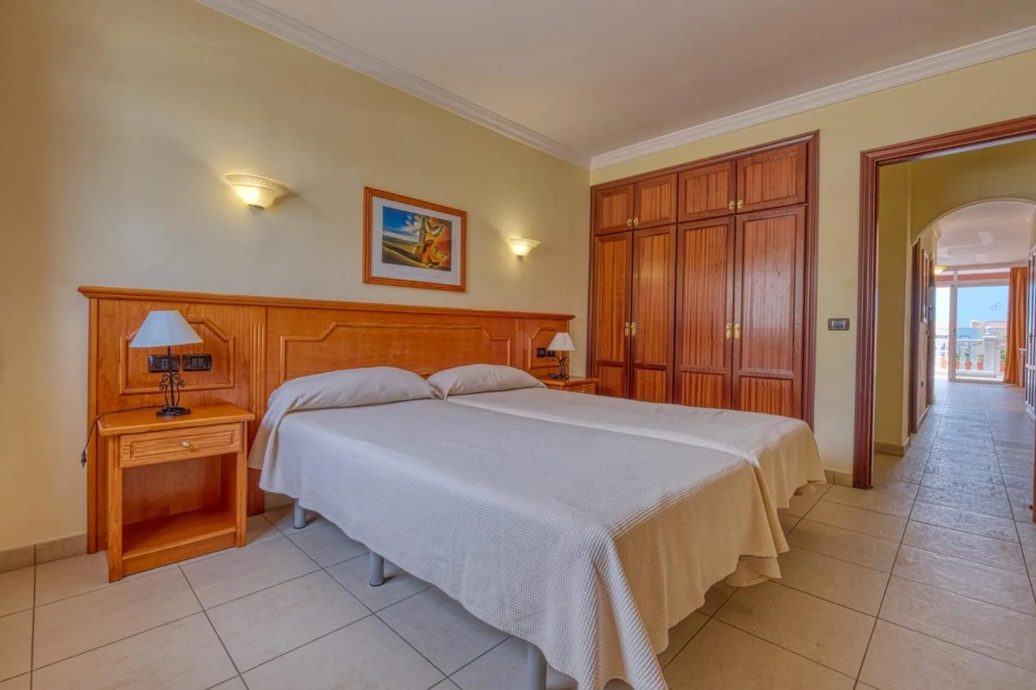 Photo of the whole room, Bed in Apartamentos Callaomar