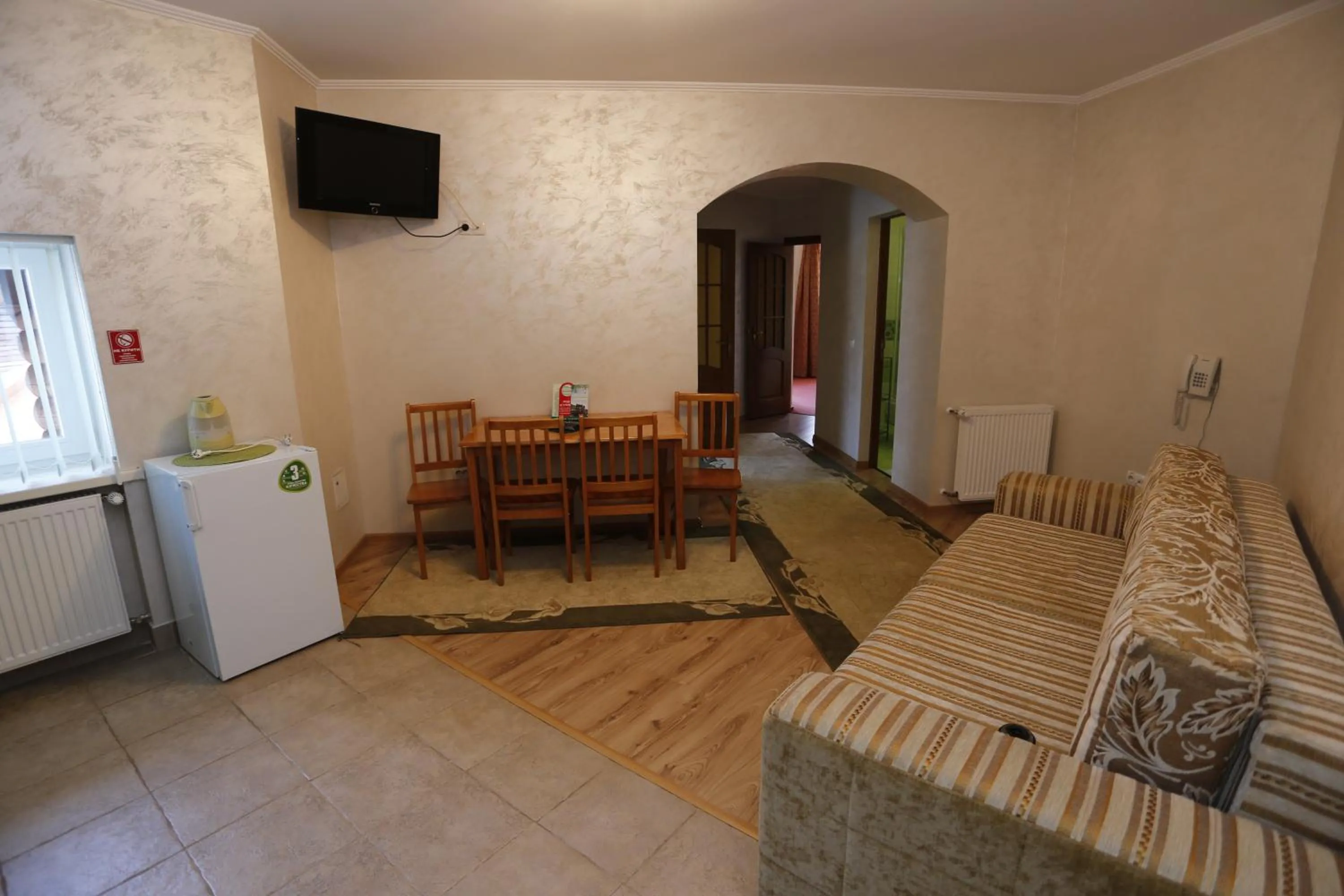 Coffee/tea facilities in Tsvit Paporoti
