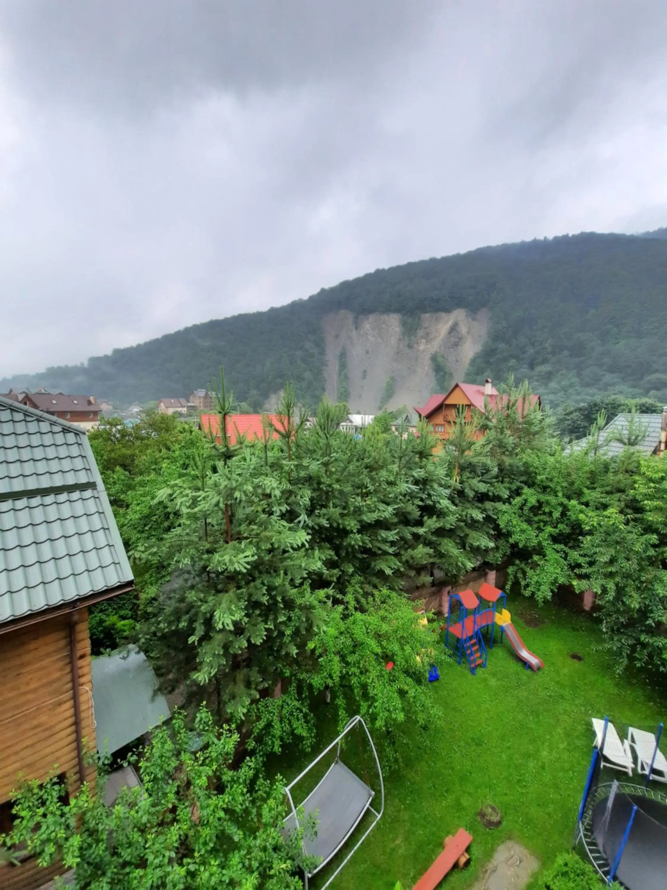 Mountain view in Tsvit Paporoti