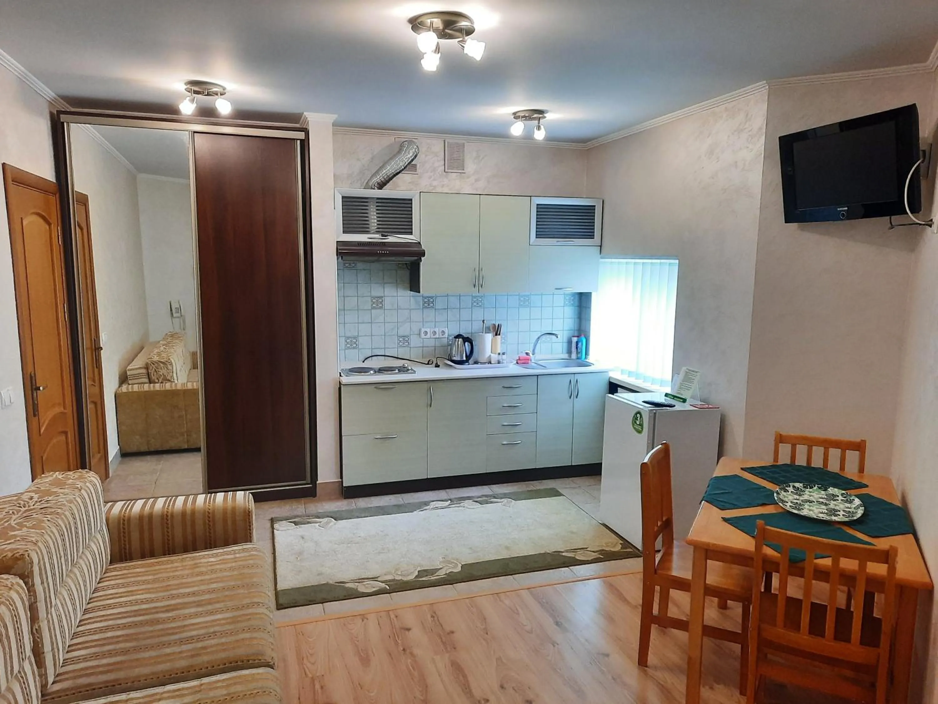 Coffee/tea facilities in Tsvit Paporoti